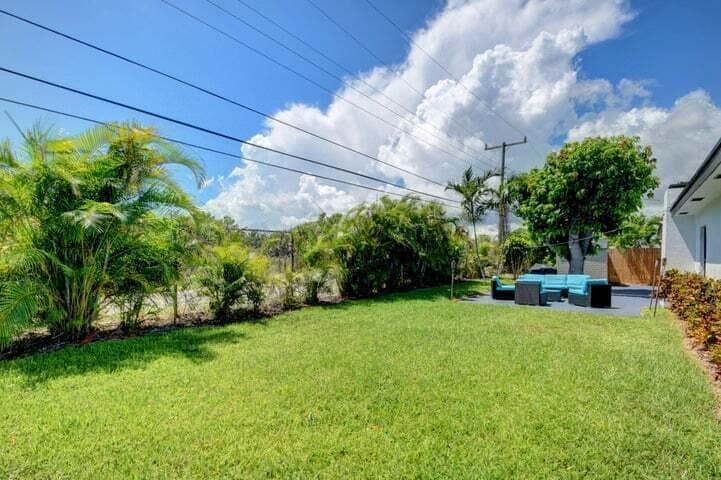168 SE 31ST Avenue, Boynton Beach, FL 33435 33