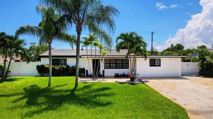 168 SE 31ST Avenue, Boynton Beach, FL 33435 34