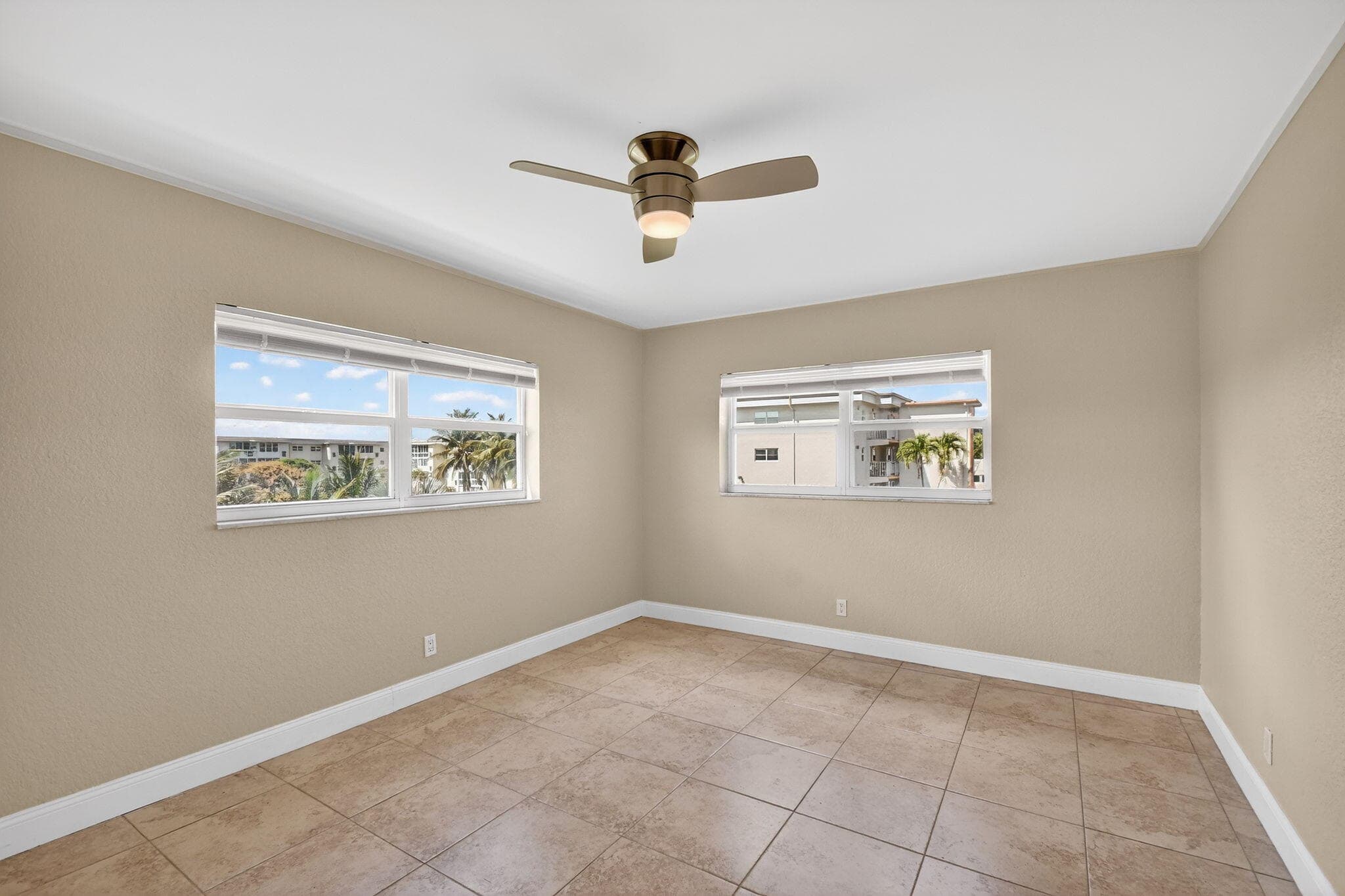 2615 NE 1ST Court 312, Boynton Beach, FL 33435 25