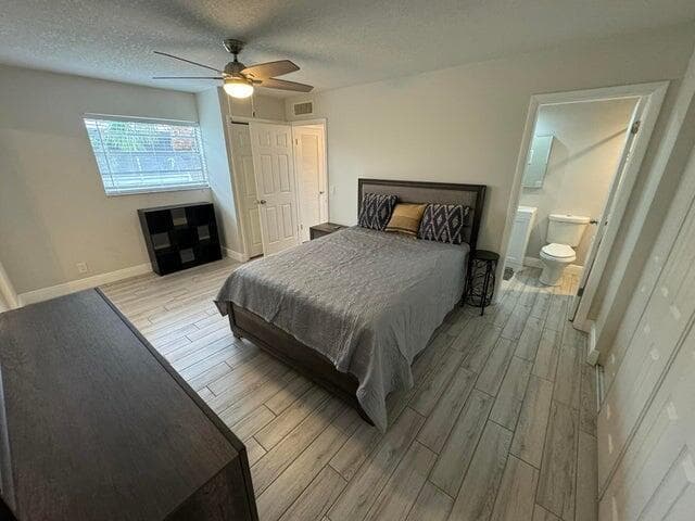 127 FLANDERS C C, Delray Beach, FL 33484 13