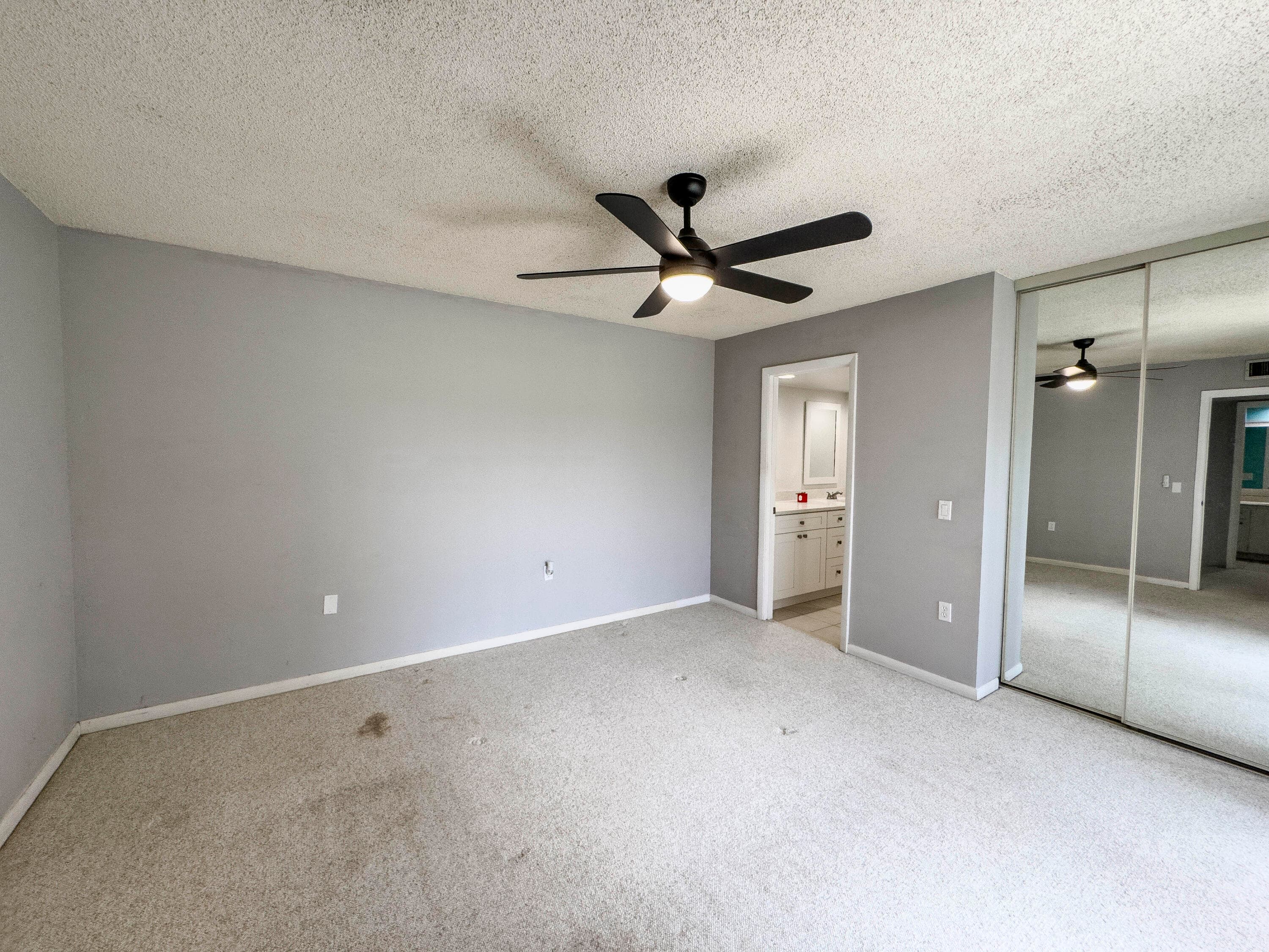 187 Charter Way, West Palm Beach, FL 33407 18