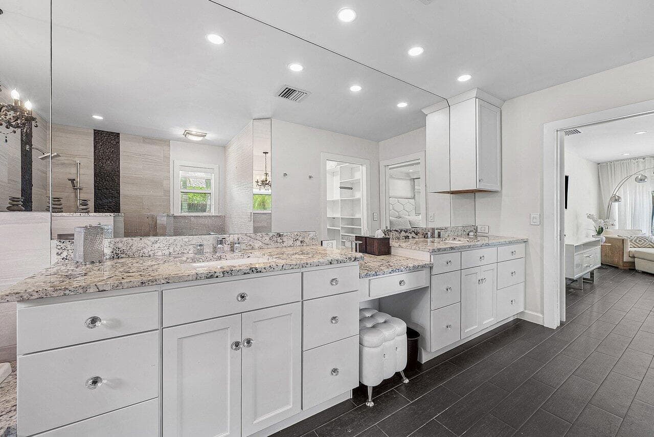 855 BERKELEY Street, Boca Raton, FL 33487 26