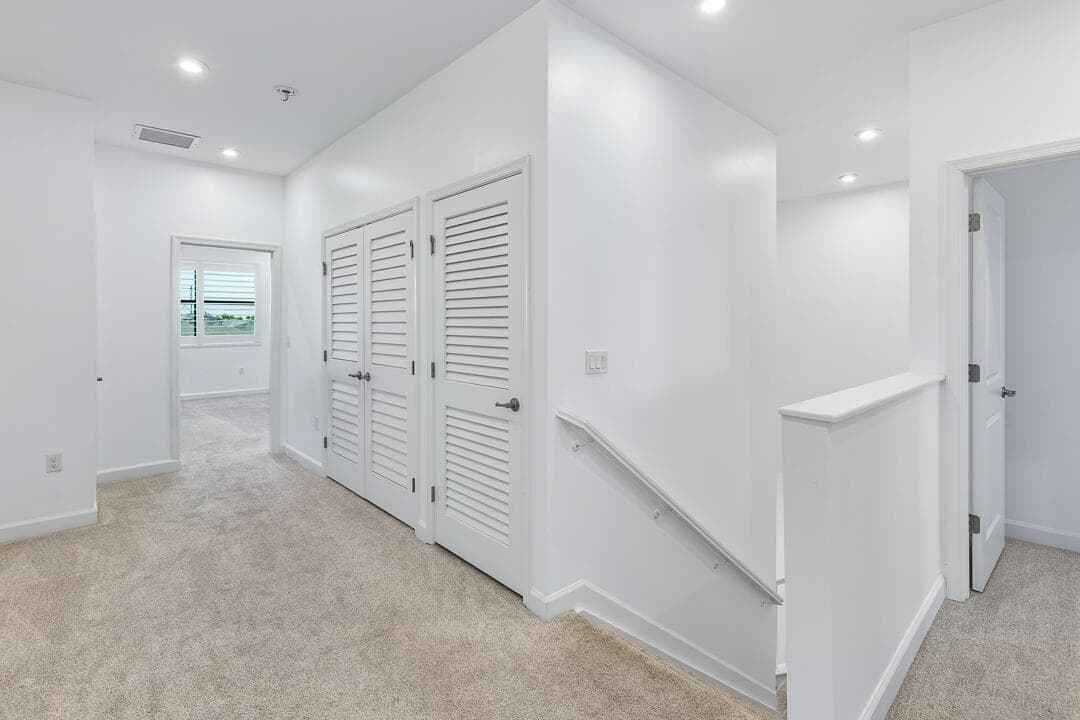 14131 SW Thorens Drive, FL 34987 16