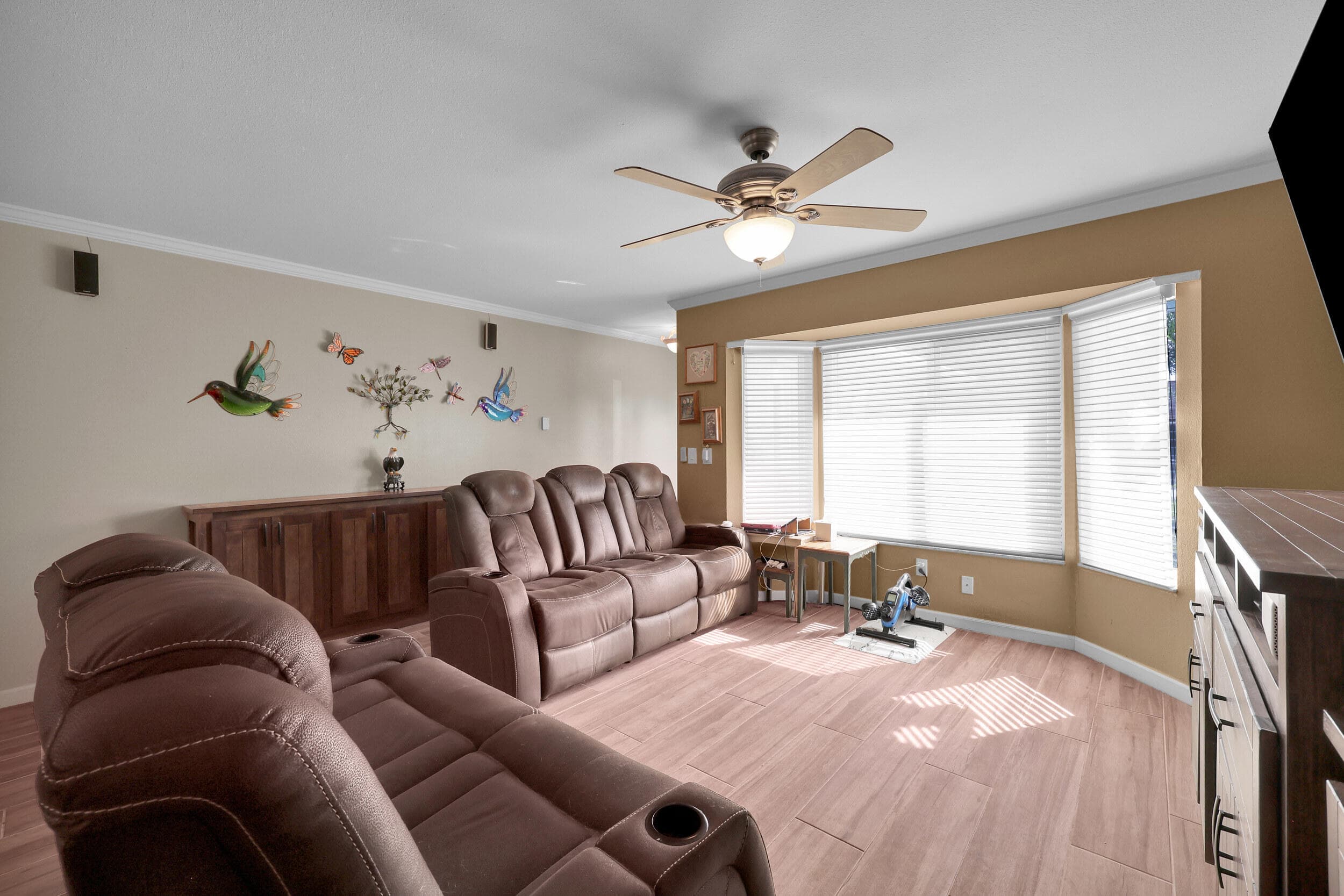 2060 SE Rainier Road, Port St. Lucie, FL 34952 5