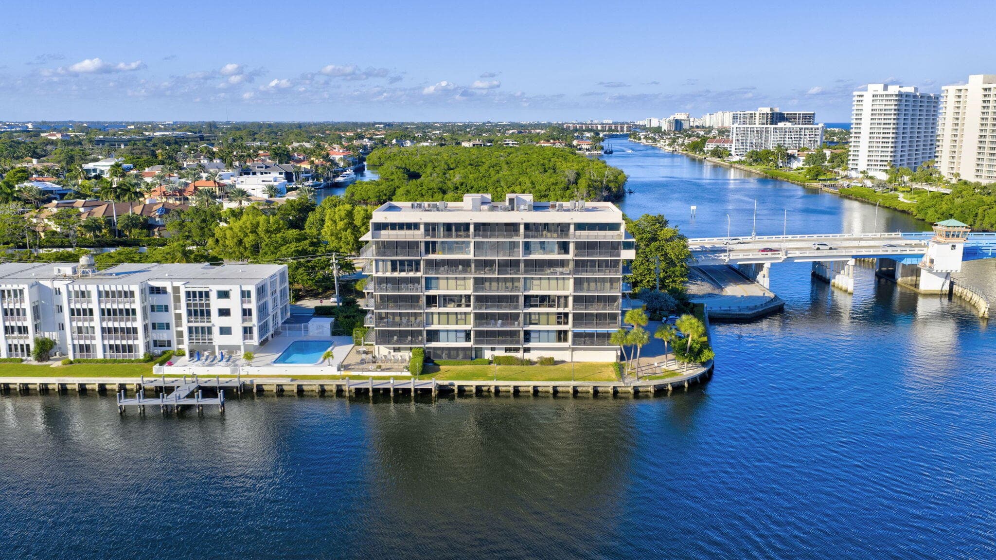 900 NE Spanish River Boulevard 2w, Boca Raton, FL 33431 32