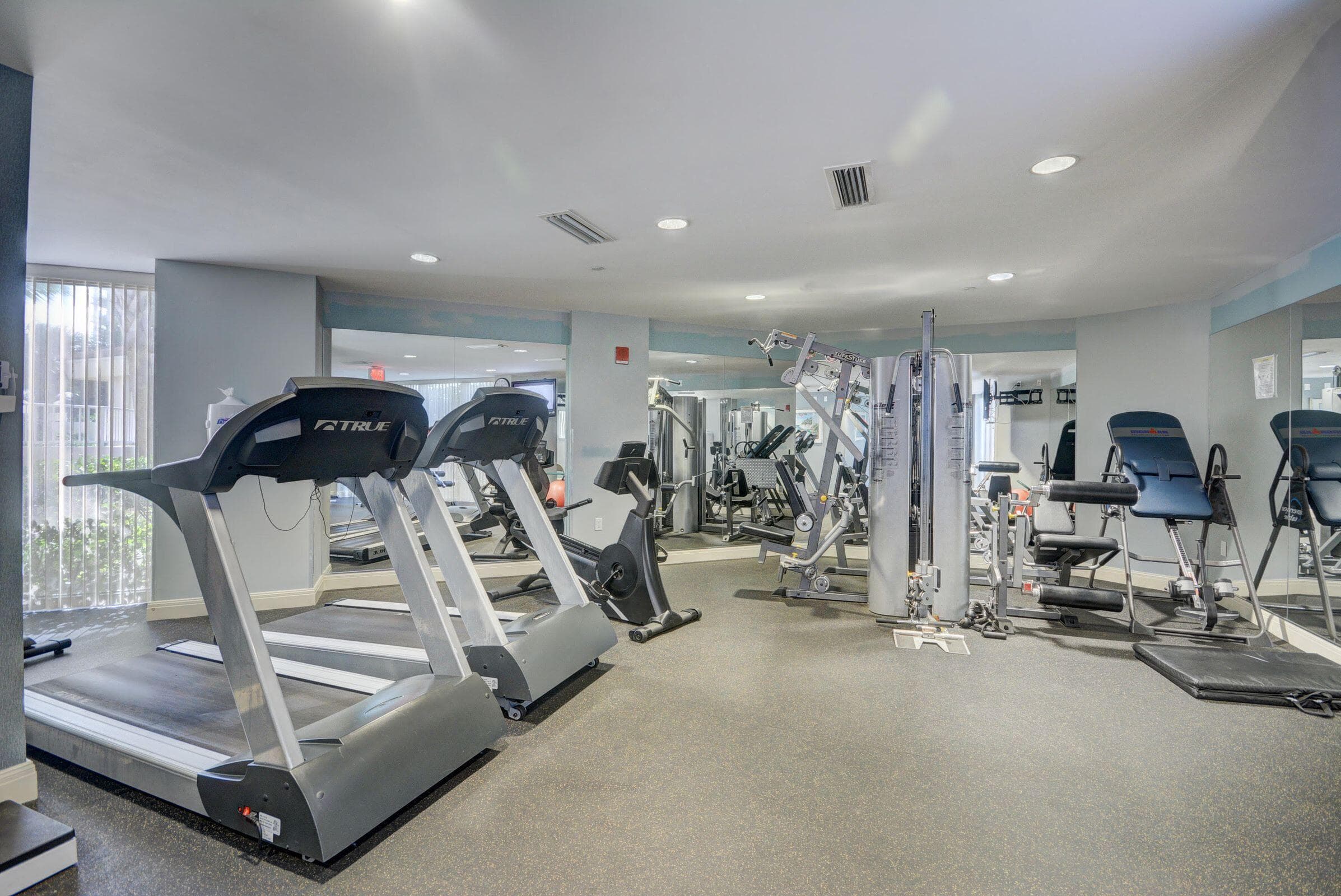 3000 N Ocean Drive 19-B, Singer Island, FL 33404 23