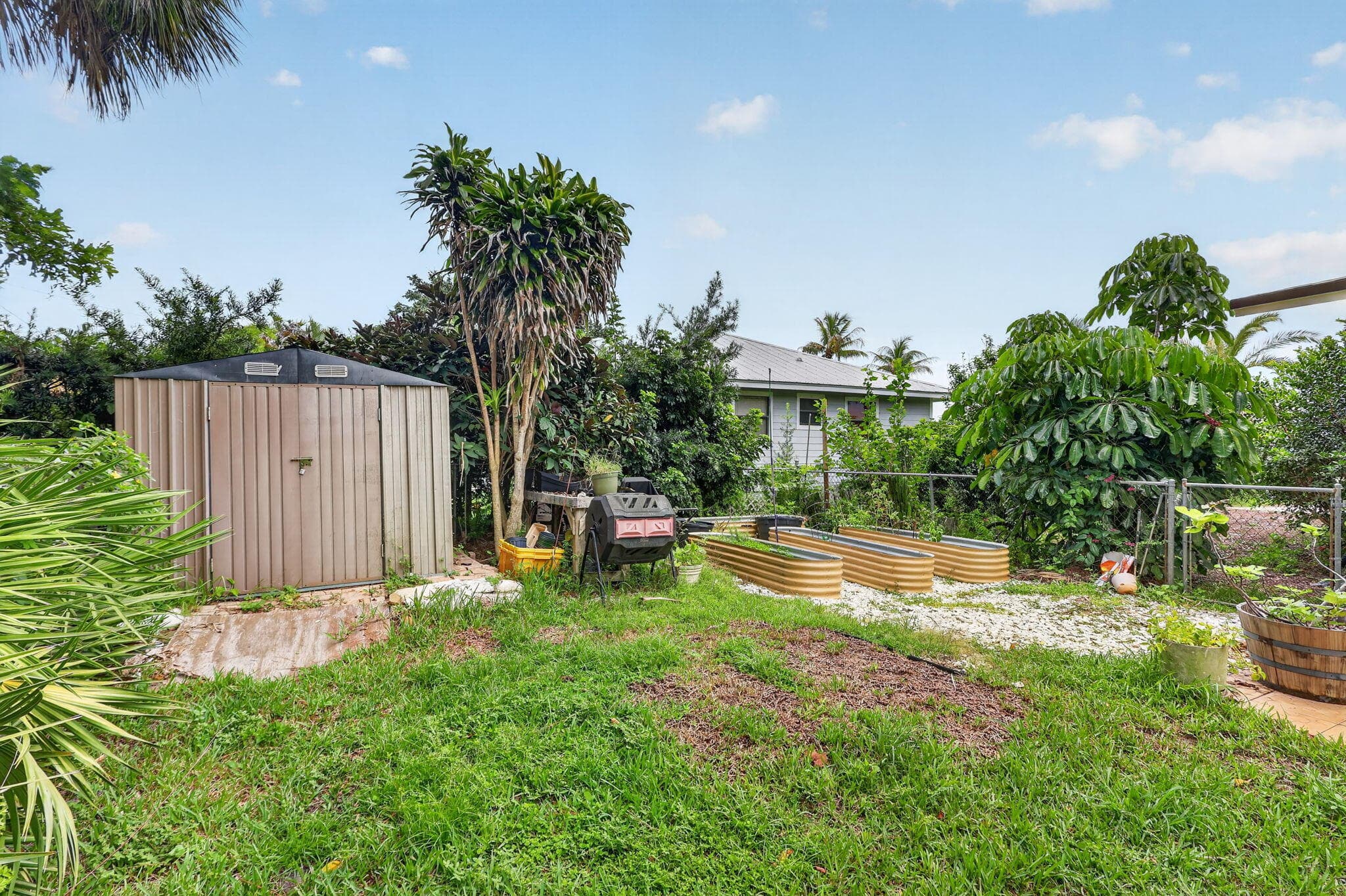902 SE OCEAN Avenue, Stuart, FL 34996 48