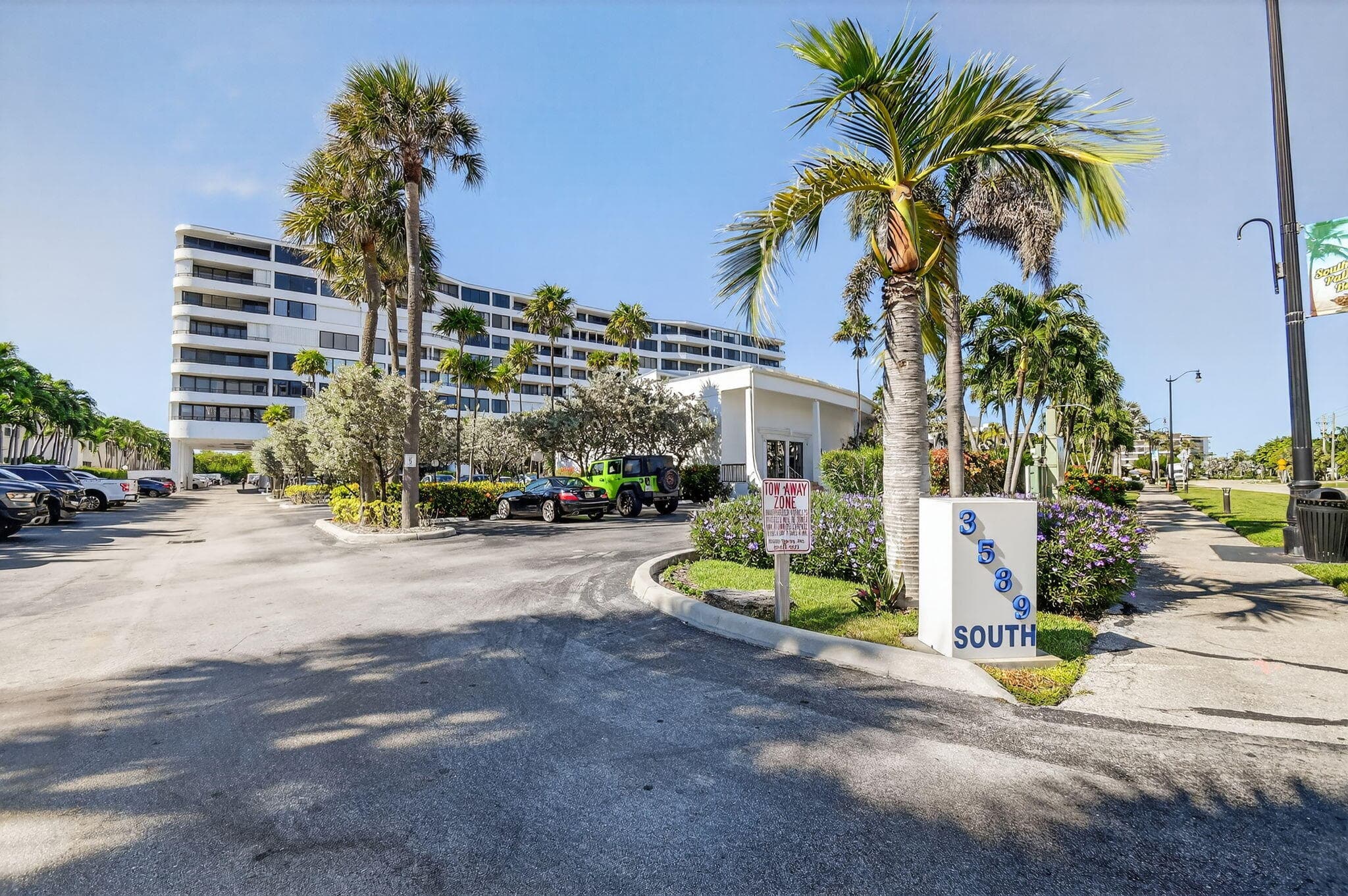 3589 S OCEAN Boulevard 909, South Palm Beach, FL 33480 52
