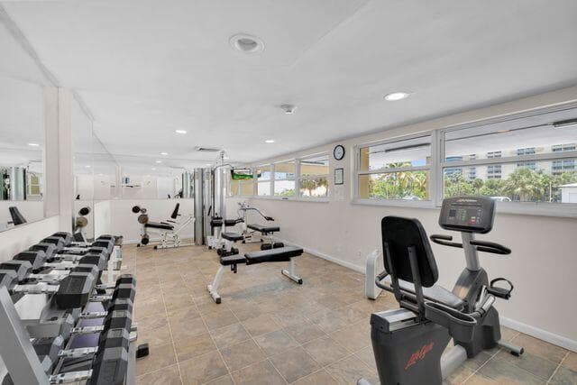 1200 HIBISCUS Avenue 1406, Pompano Beach, FL 33062 24