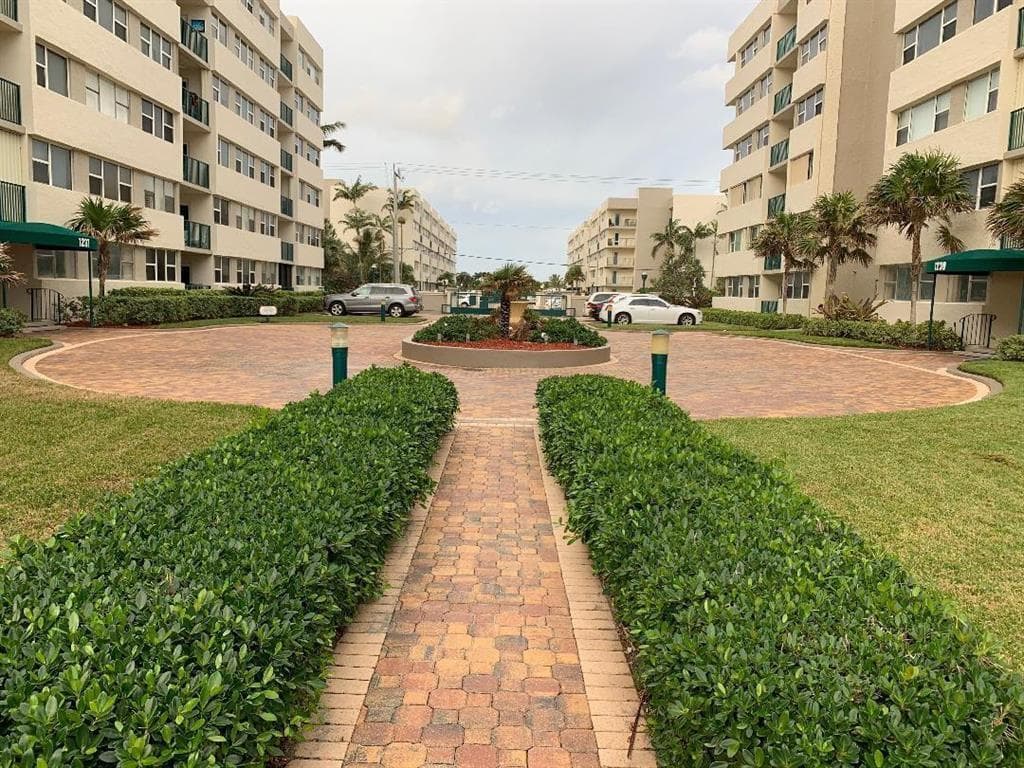 1237 S HILLSBORO MILE Hillsboro Mile N 601, Hillsboro Beach, FL 33062 3