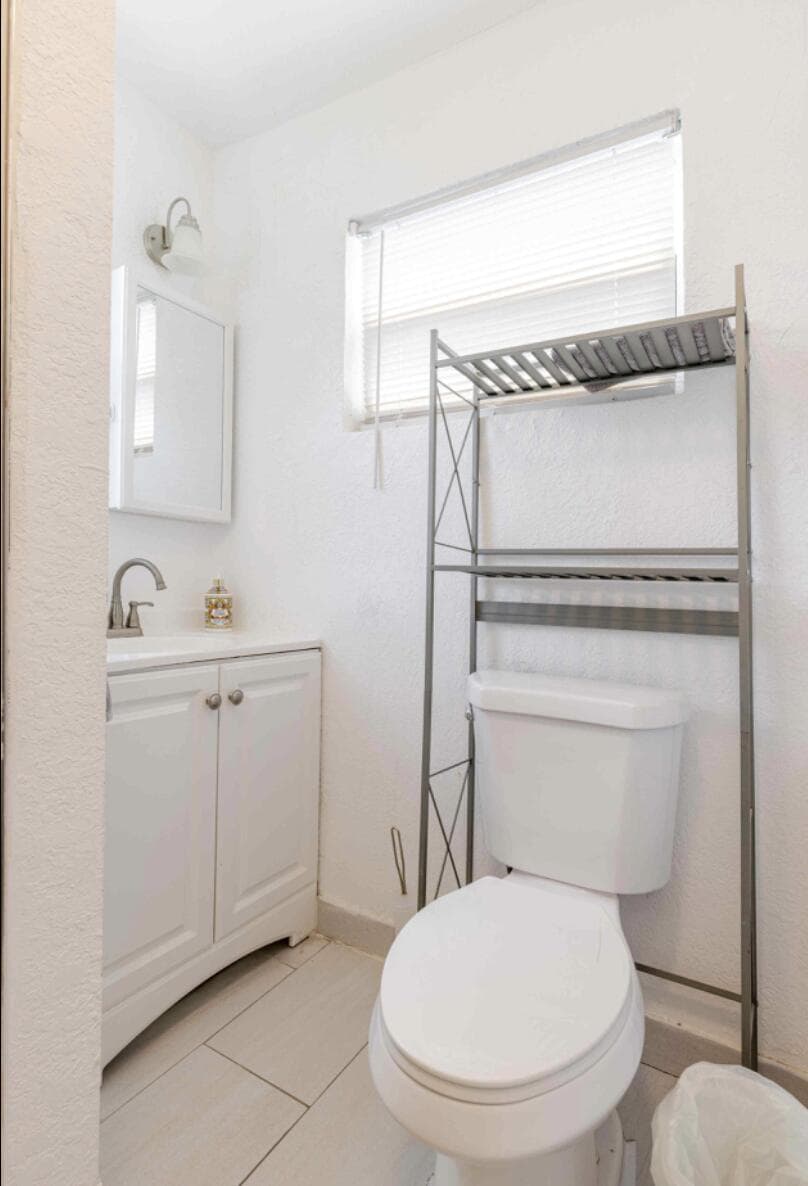 820 15TH Street 2, West Palm Beach, FL 33401 9