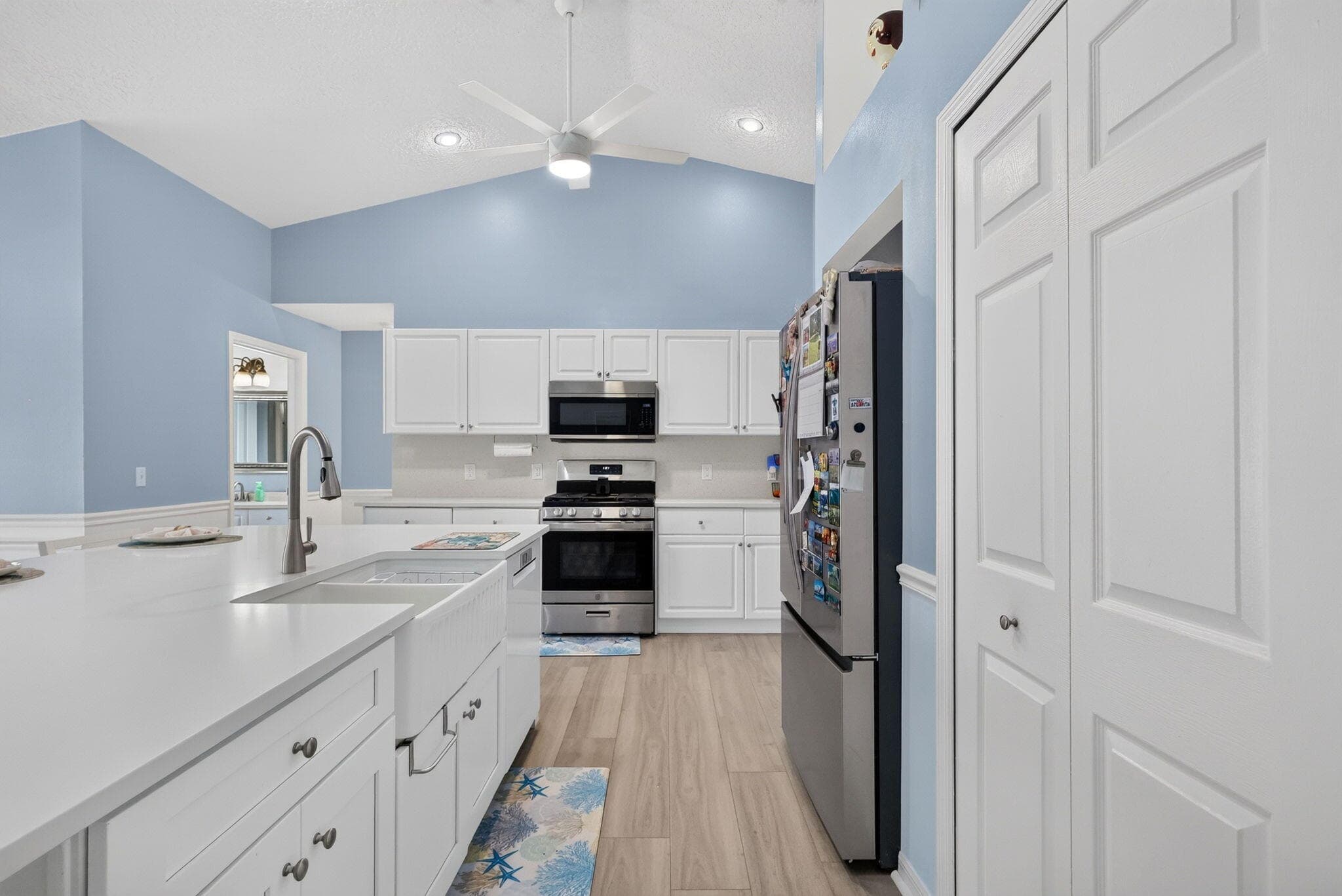 8295 SANDPINE Circle, Port St. Lucie, FL 34952 20