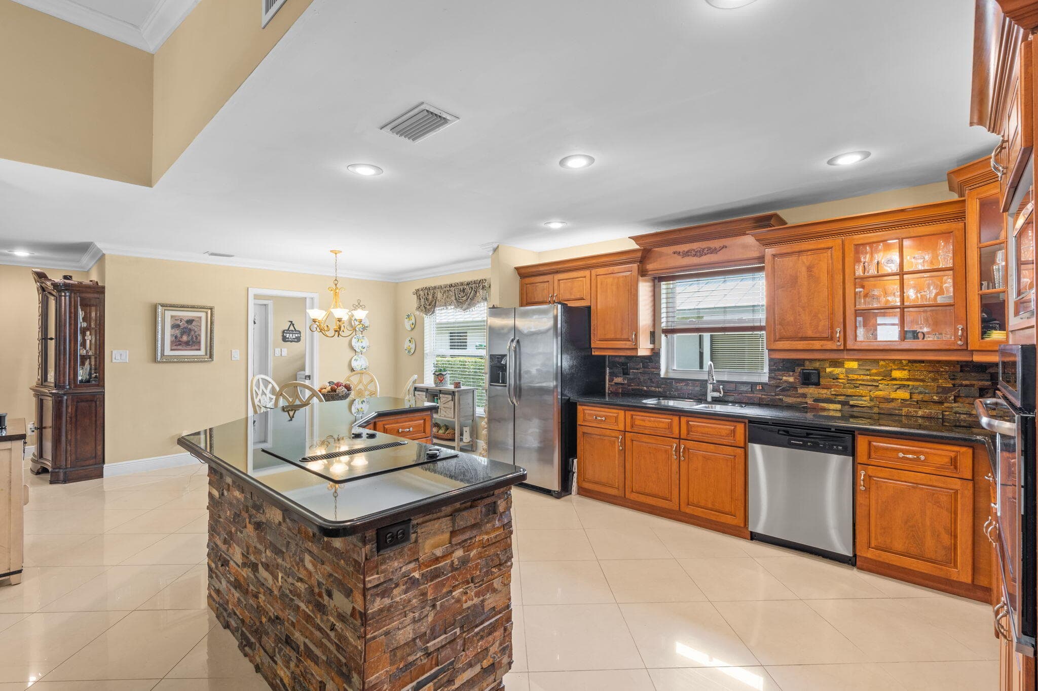 8663 NW 50TH Drive, Coral Springs, FL 33067 11