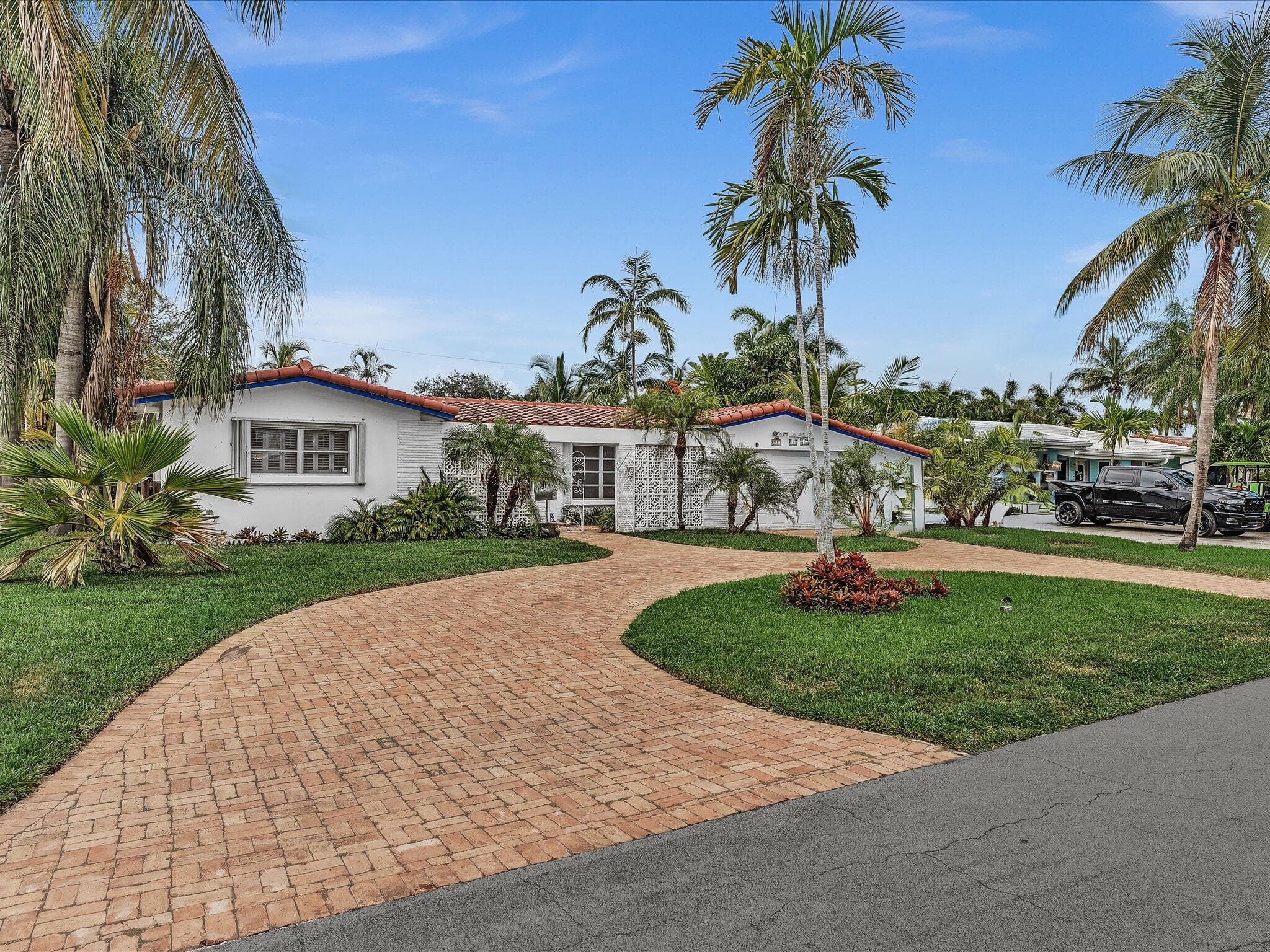 2121 NE 52ND Street, Fort Lauderdale, FL 33308 10