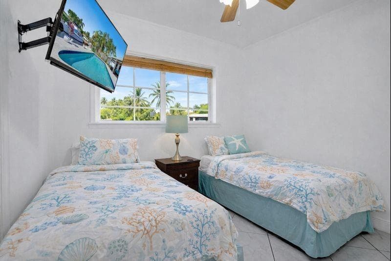 1701 SW 22ND Avenue, Fort Lauderdale, FL 33312 5