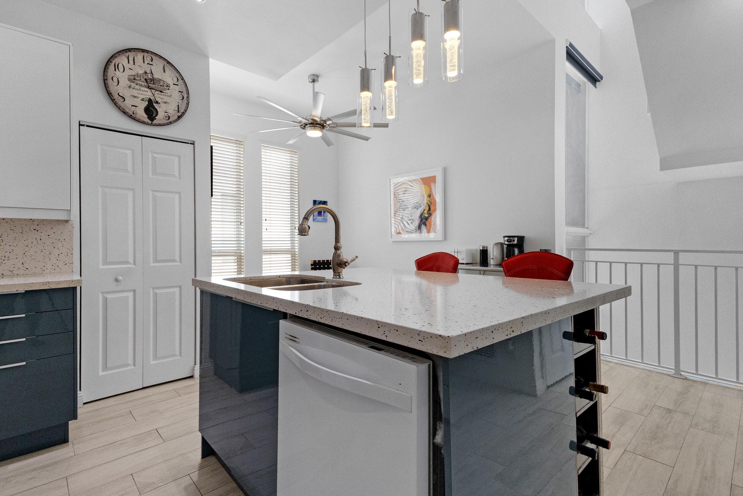 711 SE 16th Court, Fort Lauderdale, FL 33316 32