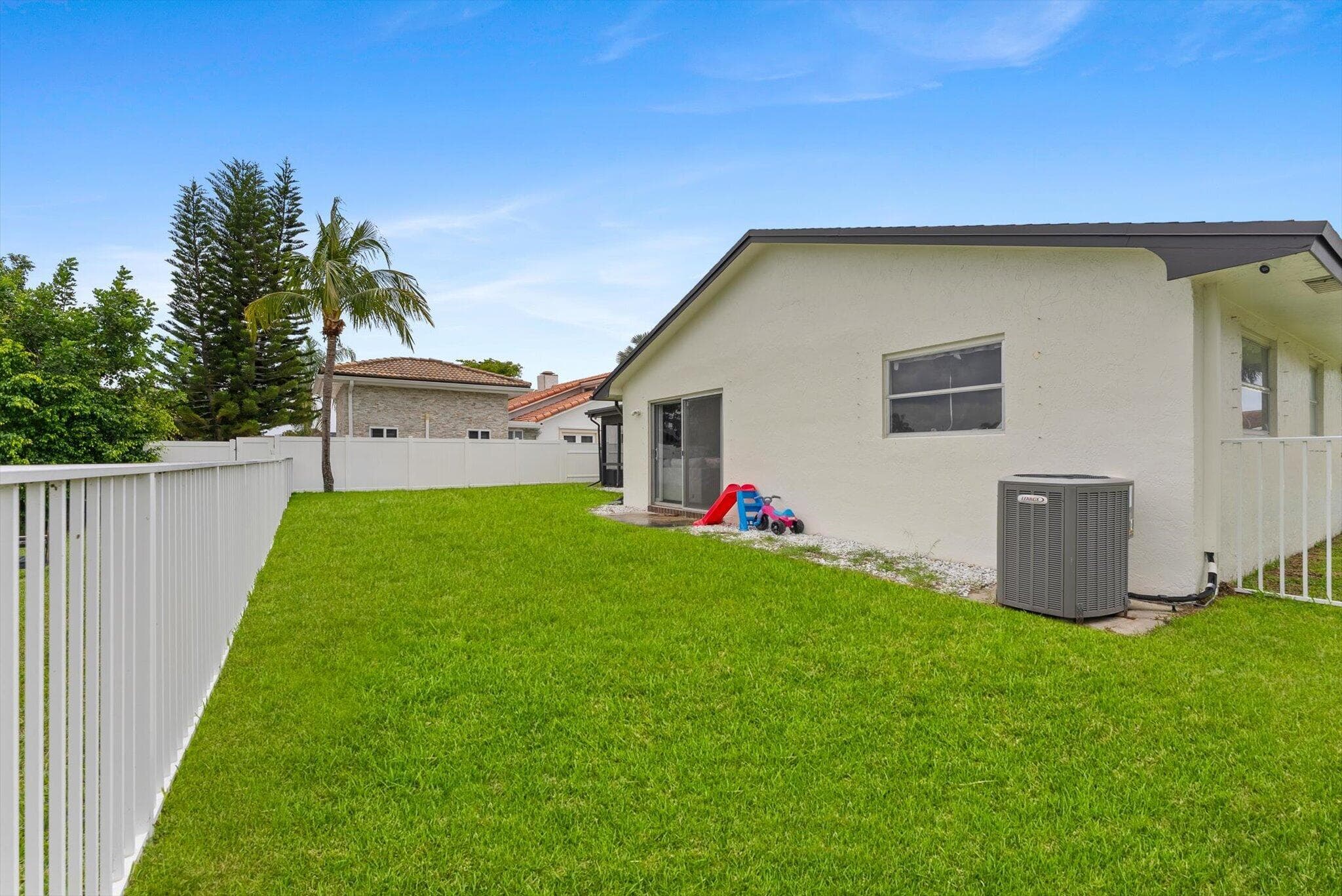 2569 SW 14th Court, Deerfield Beach, FL 33442 53