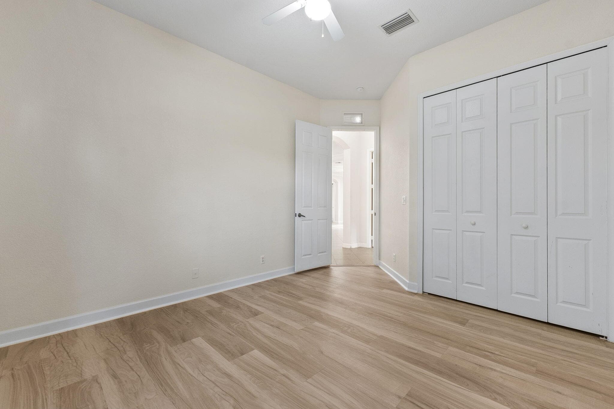 411 NW Sheffield Circle, Port St. Lucie, FL 34983 32