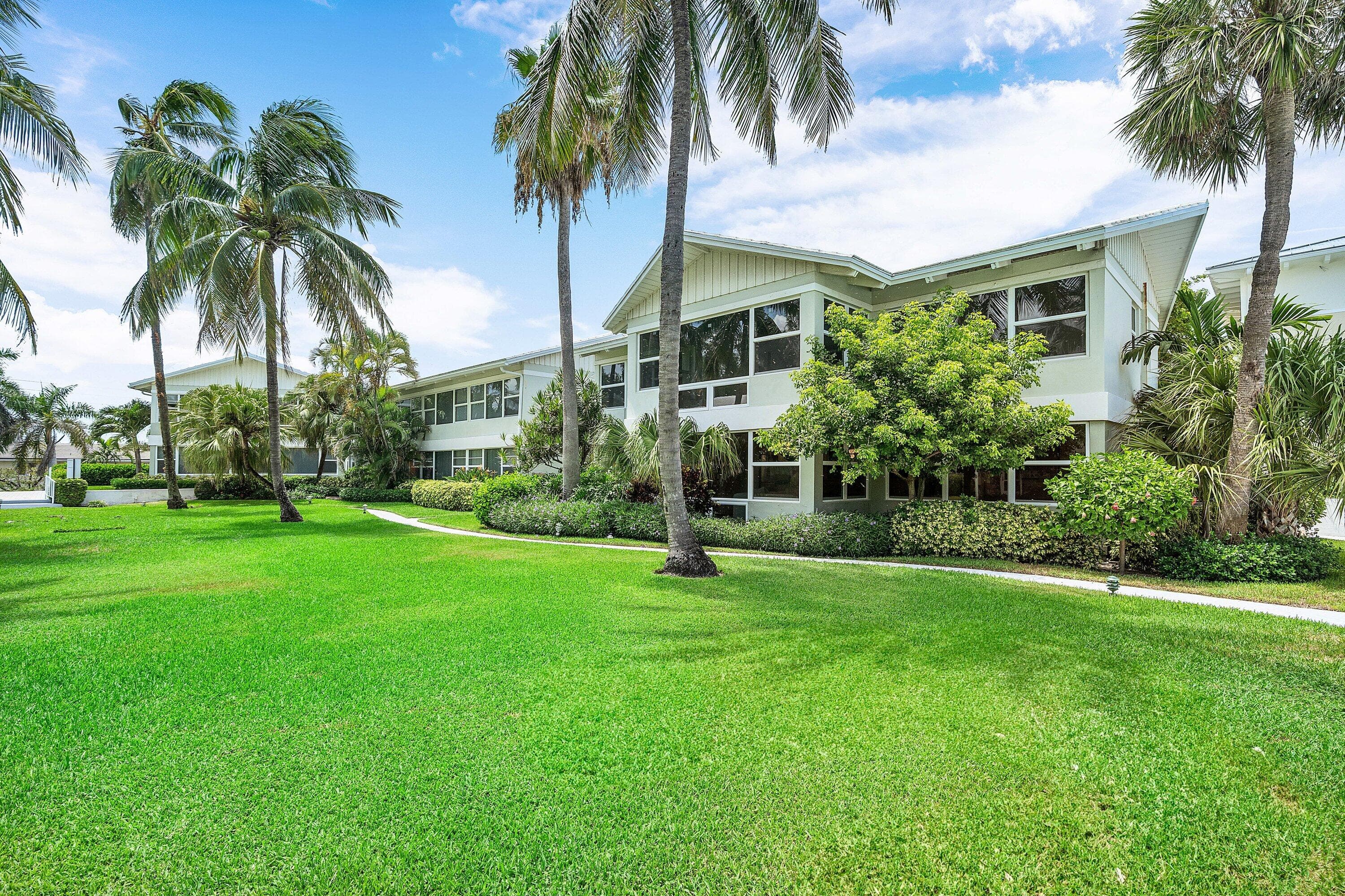 320 S OCEAN Boulevard LC, Delray Beach, FL 33483 37