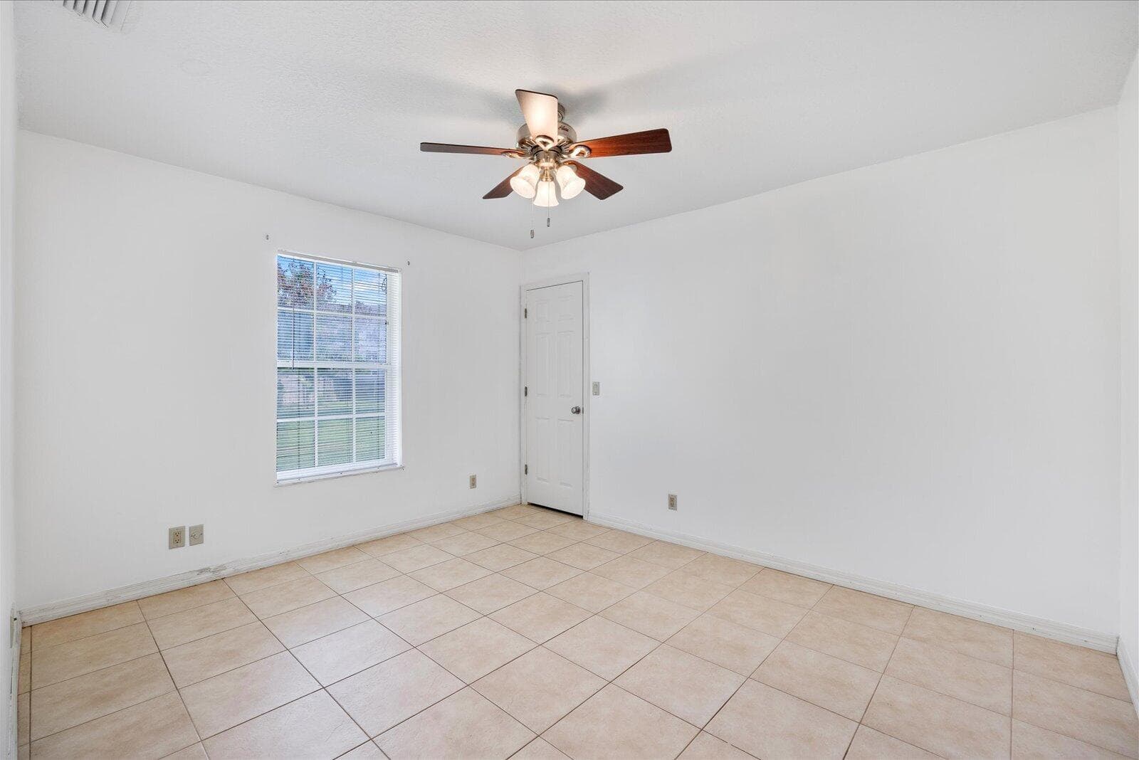 1799 SE BLOCKTON Avenue, Port St. Lucie, FL 34952 26