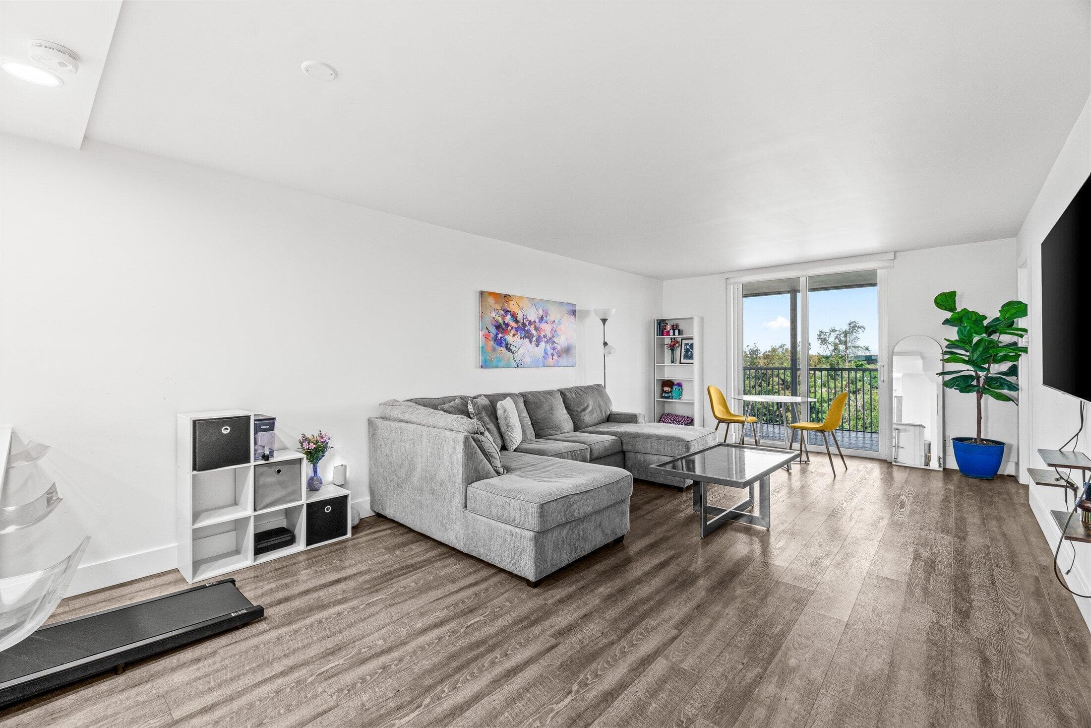 5961 NW 2ND Avenue PH-E, Boca Raton, FL 33487 11