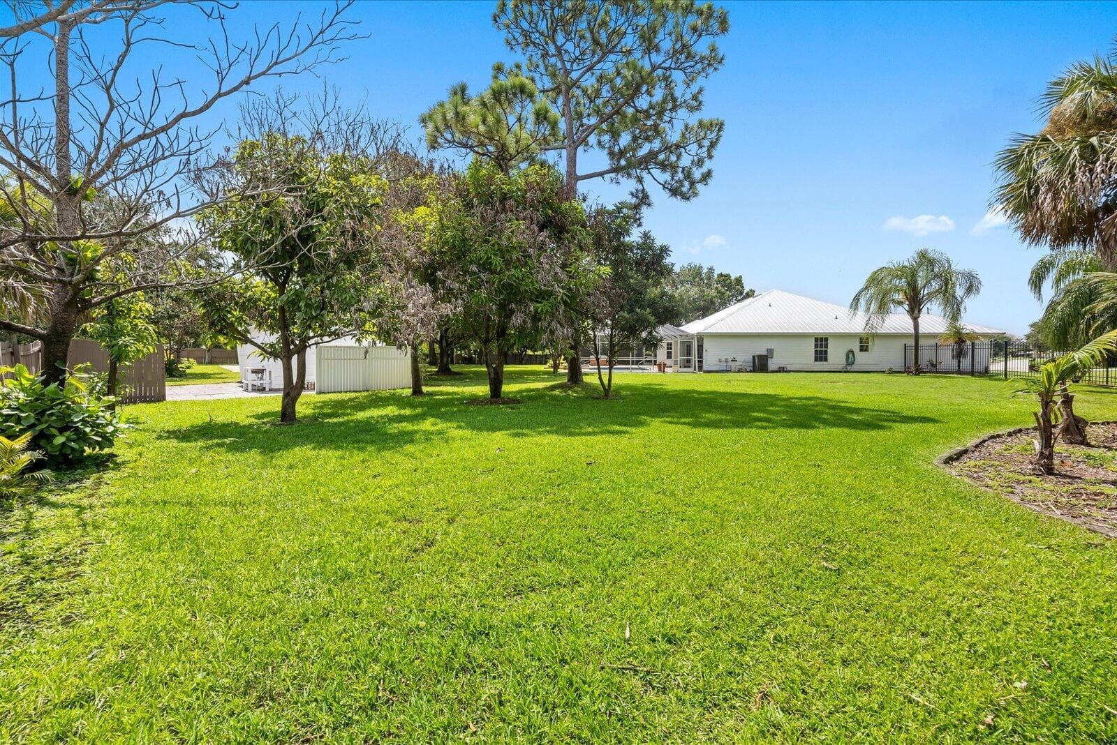 1799 SE BLOCKTON Avenue, Port St. Lucie, FL 34952 48