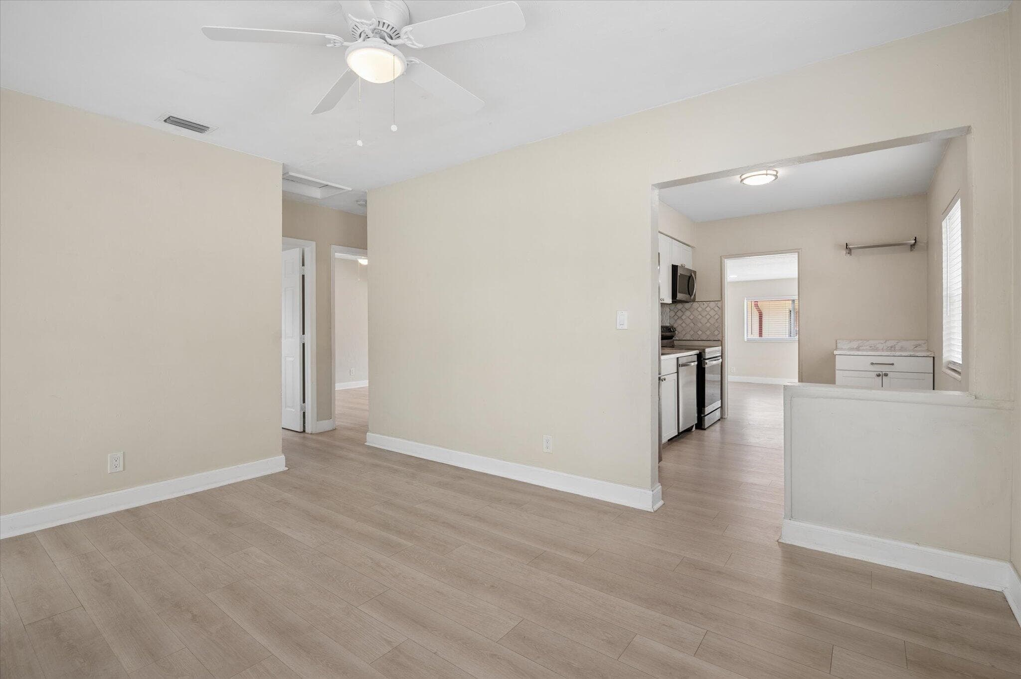 1645 NE 16th Avenue, Fort Lauderdale, FL 33305 4