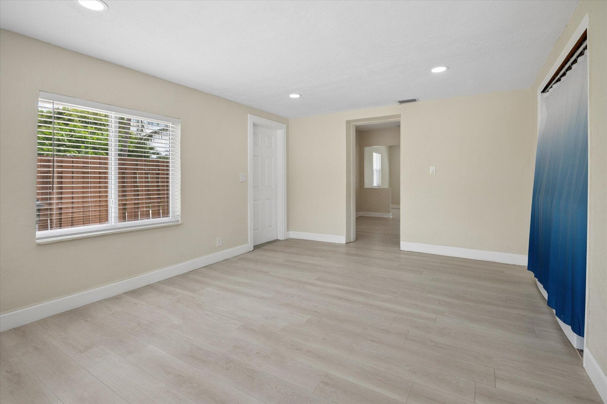 1645 NE 16th Avenue, Fort Lauderdale, FL 33305 14