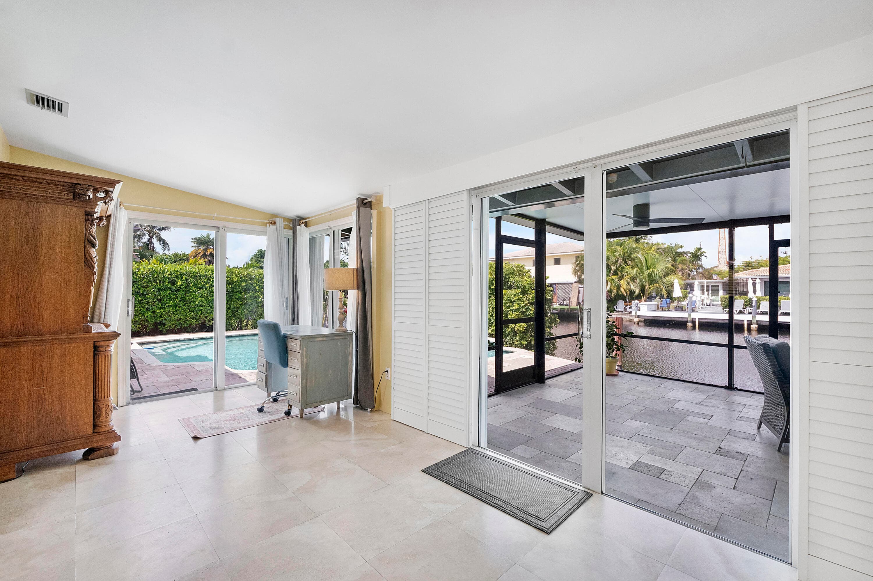 2933 NE 1st Avenue, Wilton Manors, FL 33334 9