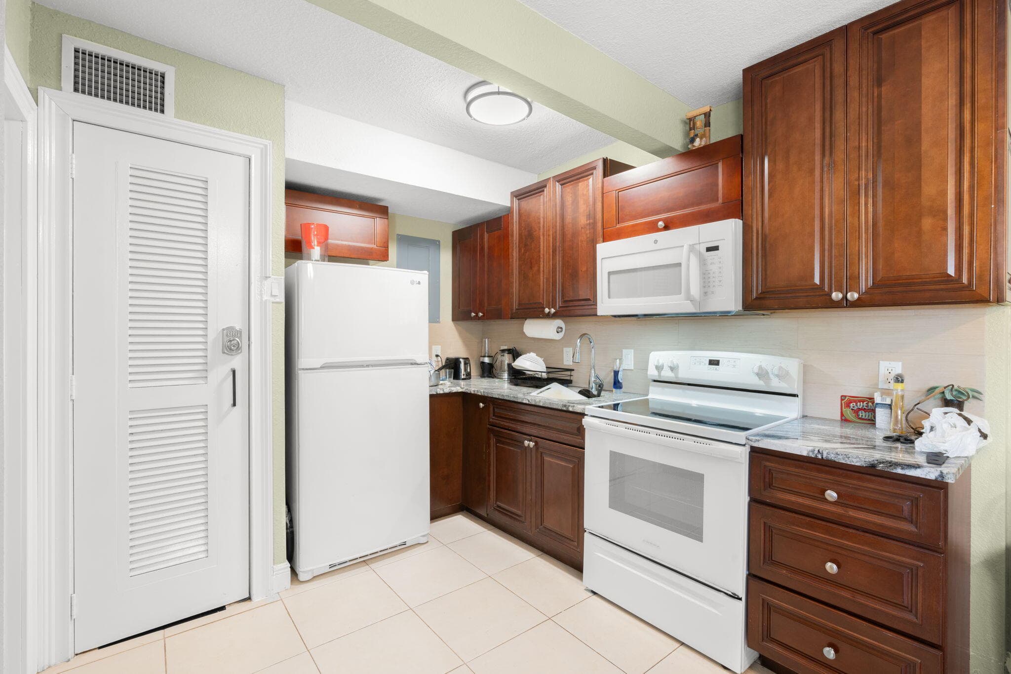 2221 FILLMORE Street 2221-2223, Hollywood, FL 33020 32