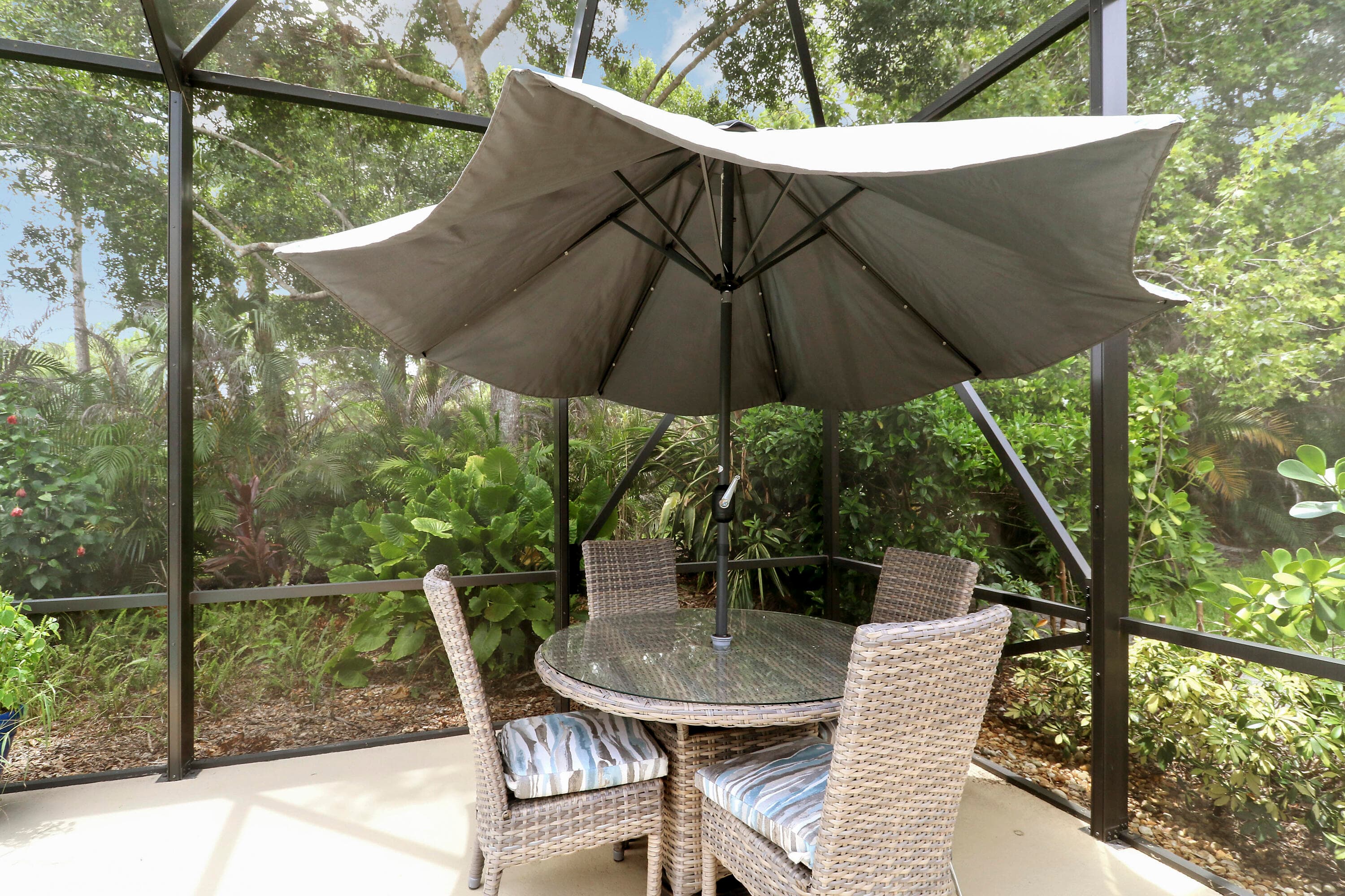7664 Greenbrier Circle, Port St. Lucie, FL 34986 33