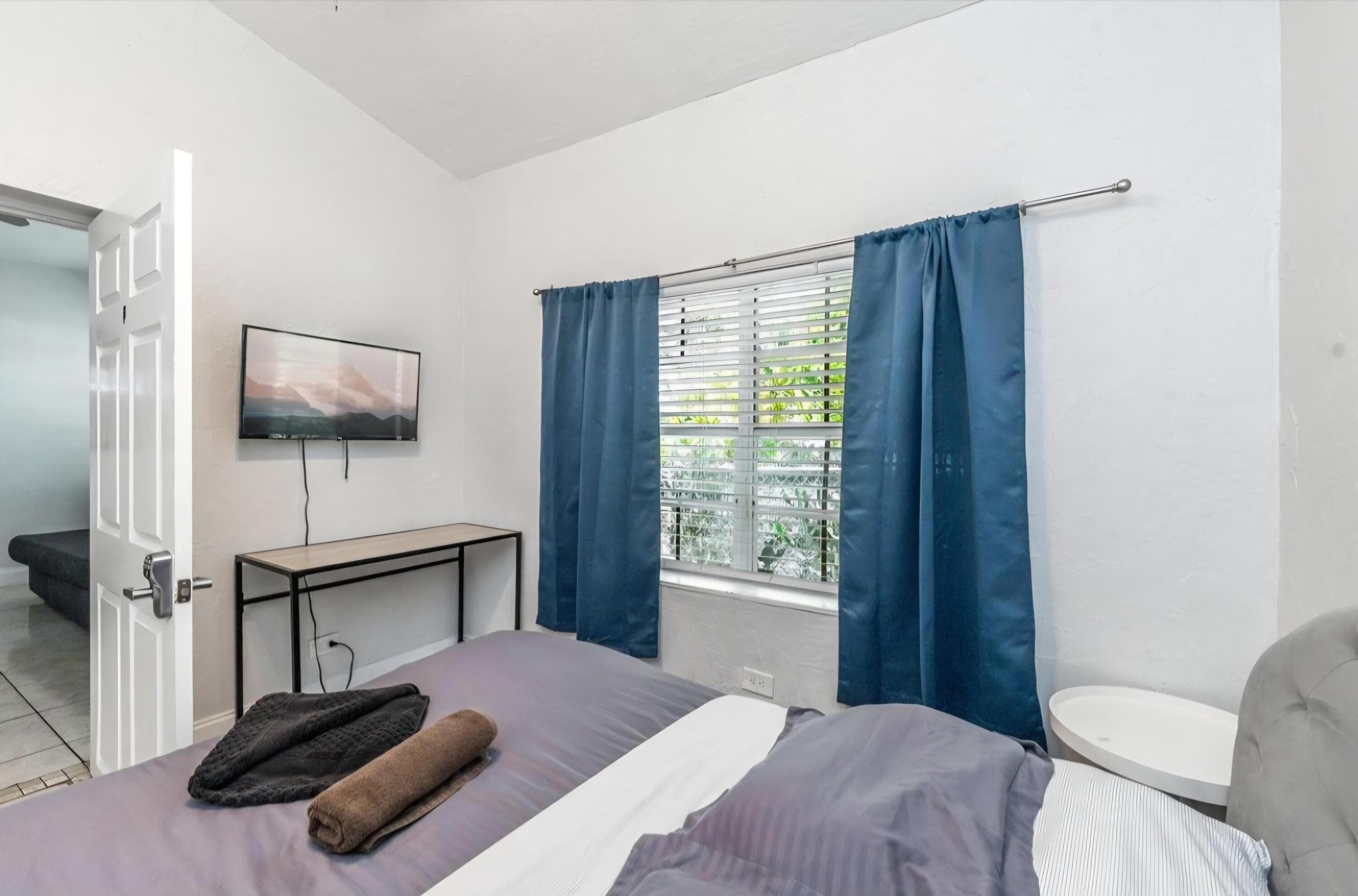 3401 SW 48TH Avenue, Hollywood, FL 33023 9