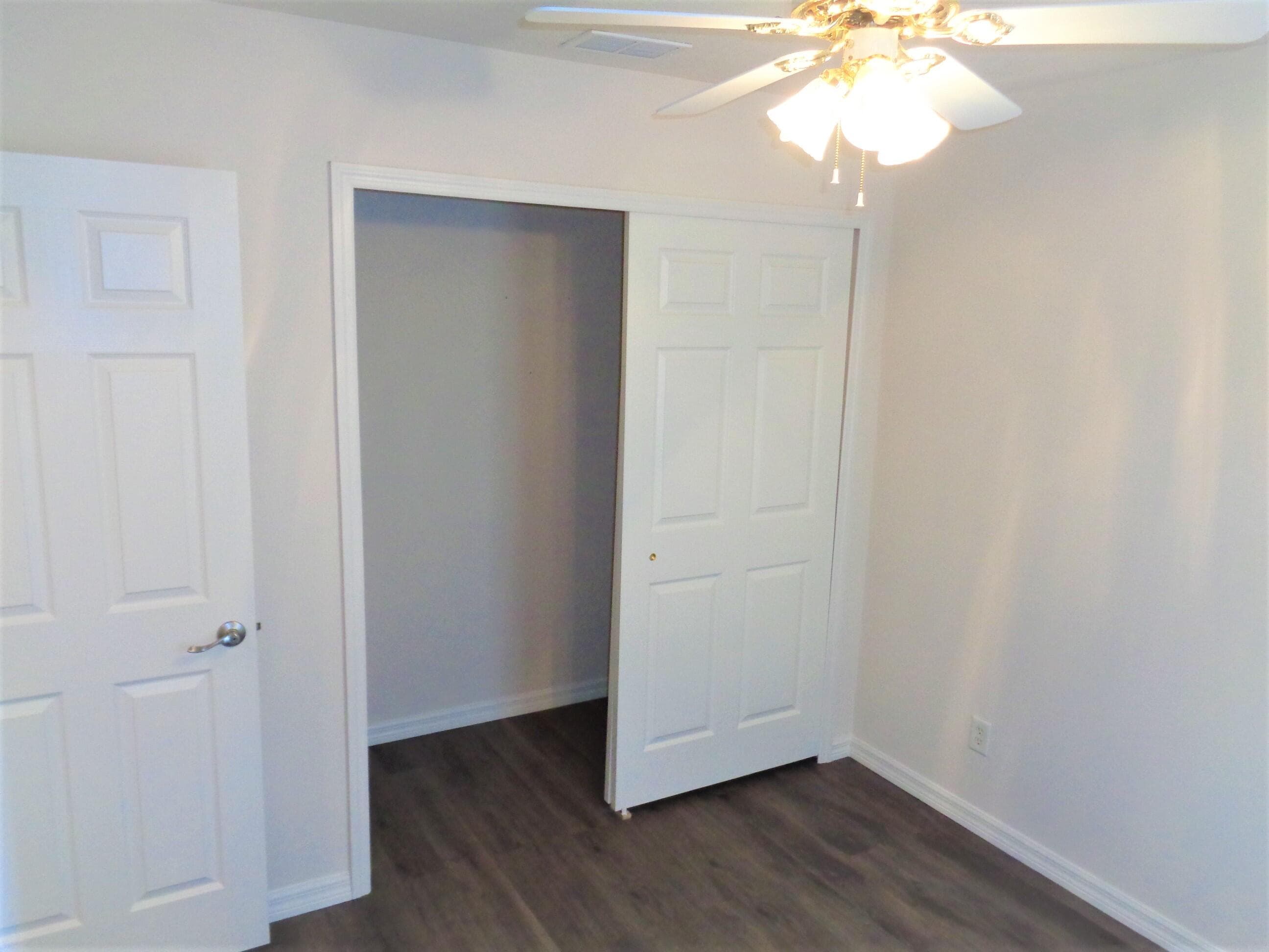 1636 POINTE WEST Way, Vero Beach, FL 32966 27