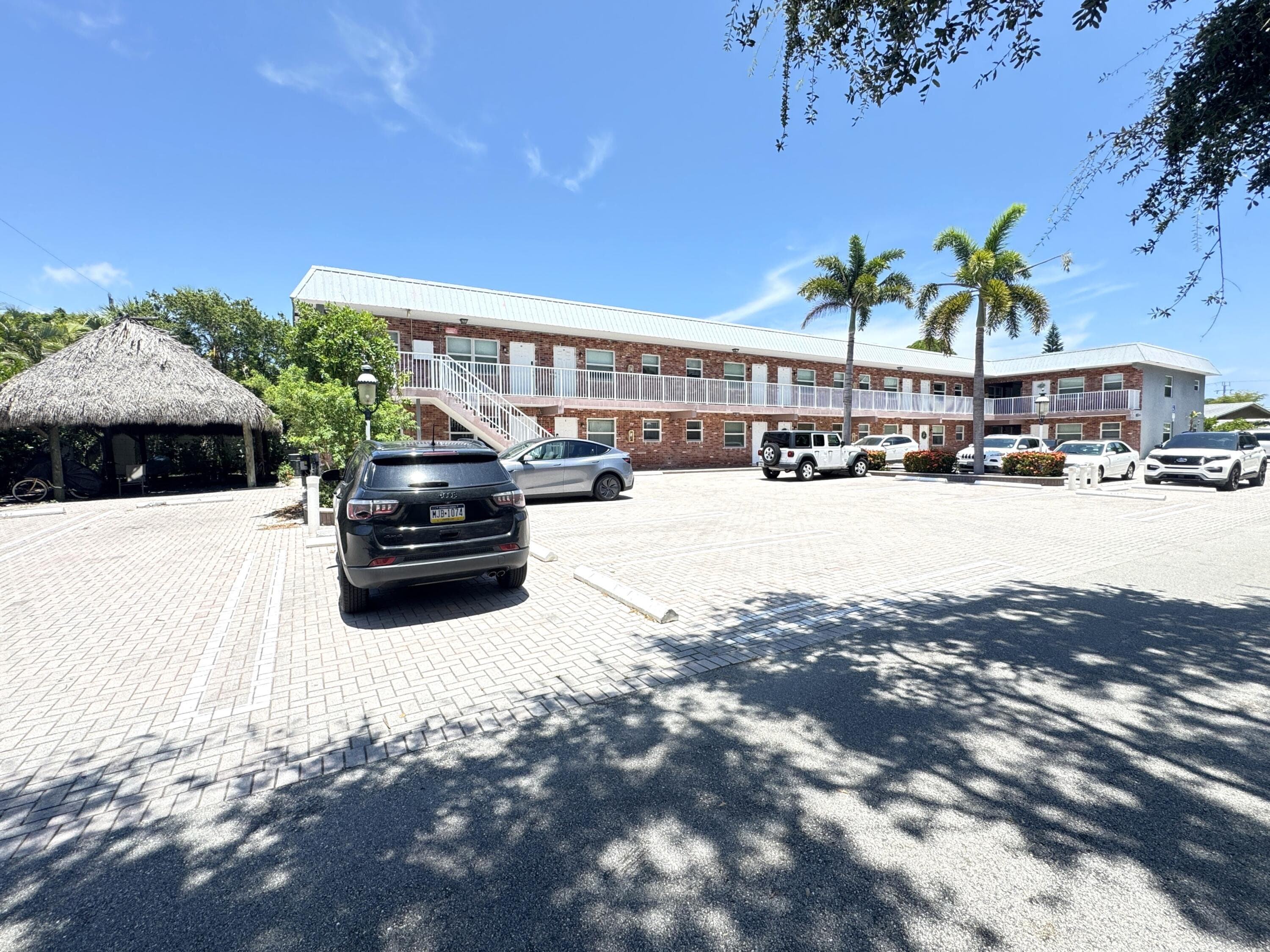 853 SE 4th Court, Deerfield Beach, FL 33441 8