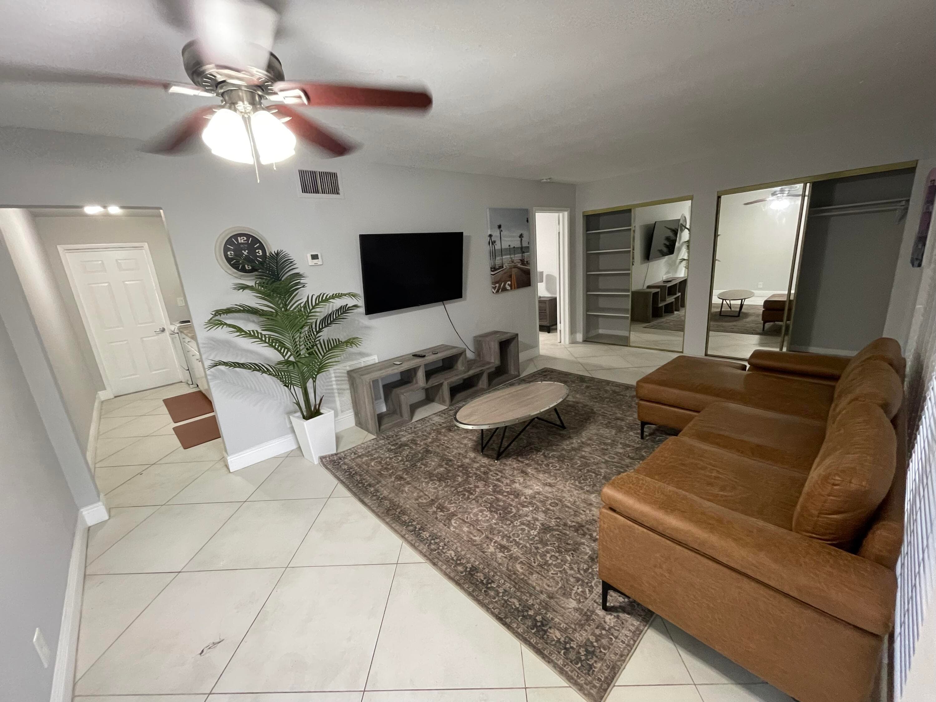 1708 NE 20TH Avenue 3, Fort Lauderdale, FL 33305