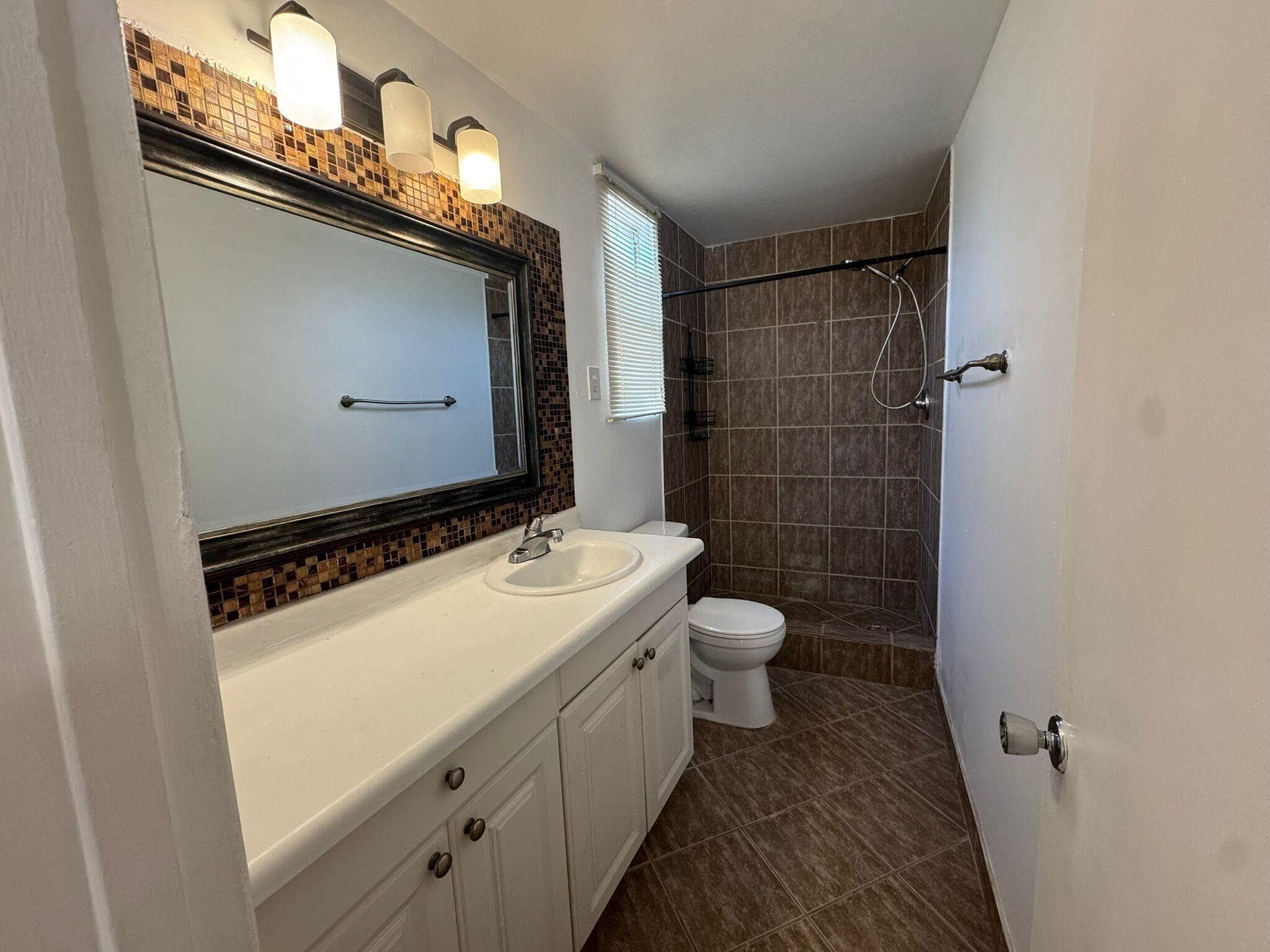 1311 NE 42ND Street, Pompano Beach, FL 33064 9