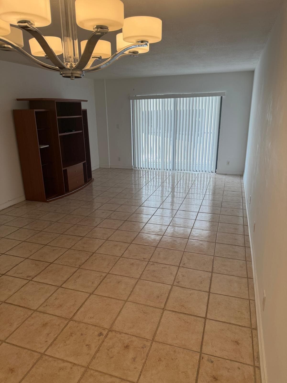 5415 COLLINS Avenue 202A, Miami Beach, FL 33140 10