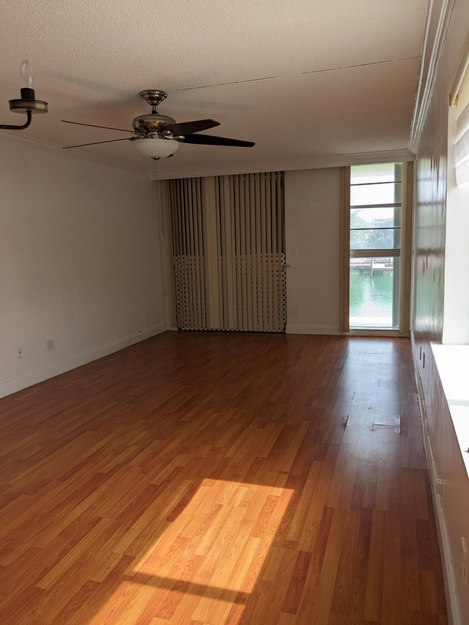 8001 N CRESPI Boulevard 2C, Miami Beach, FL 33141 12
