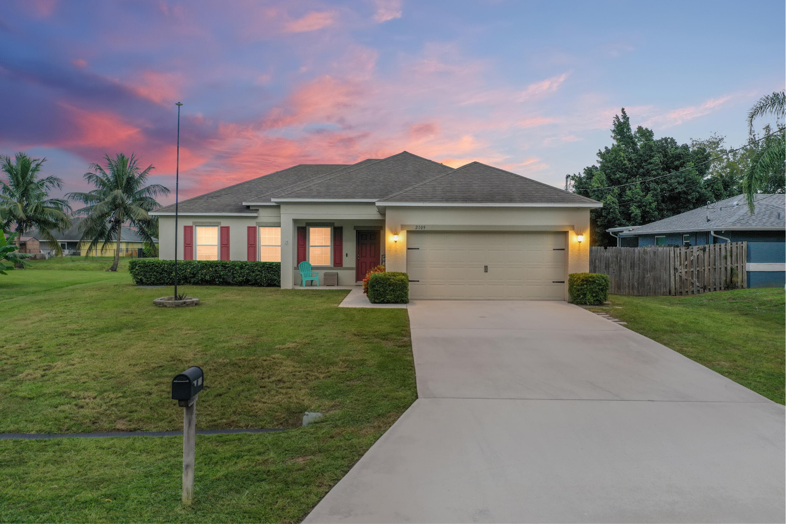 2109 SW CHESTNUT Lane, Port St. Lucie, FL 34953 36