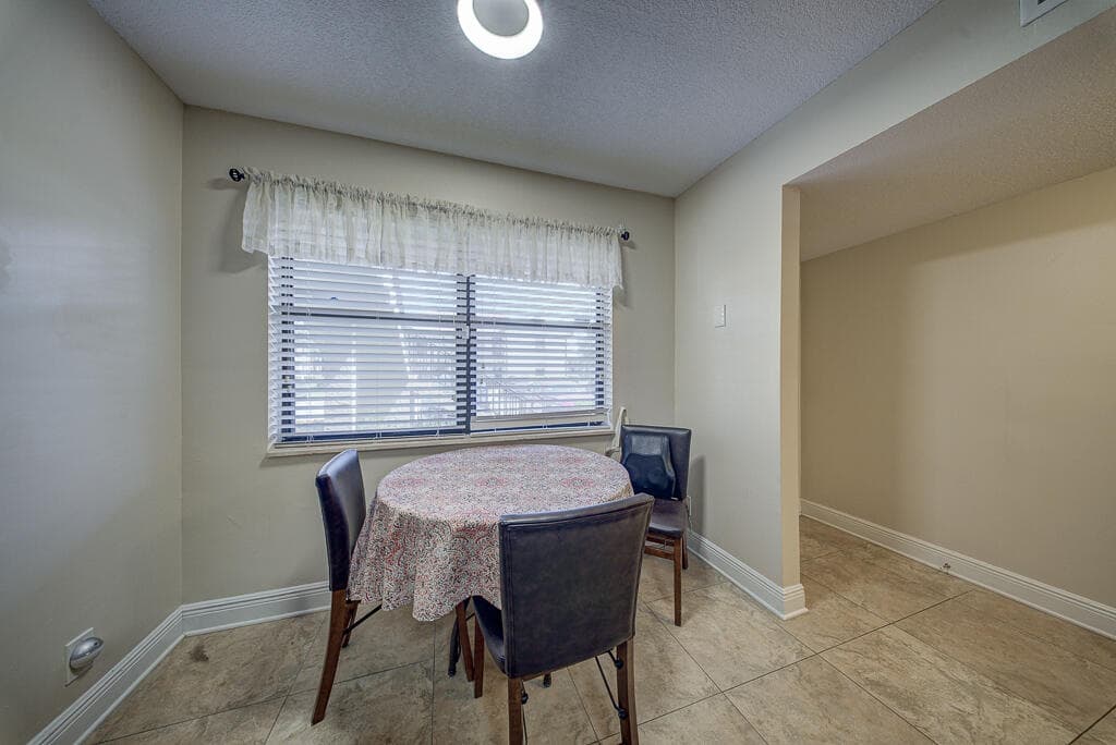 7650 Tahiti Lane 105, Lake Worth, FL 33467 10