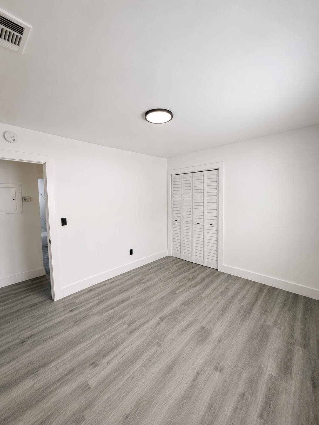 2126 NW 47TH Terrace, Miami, FL 33142 12