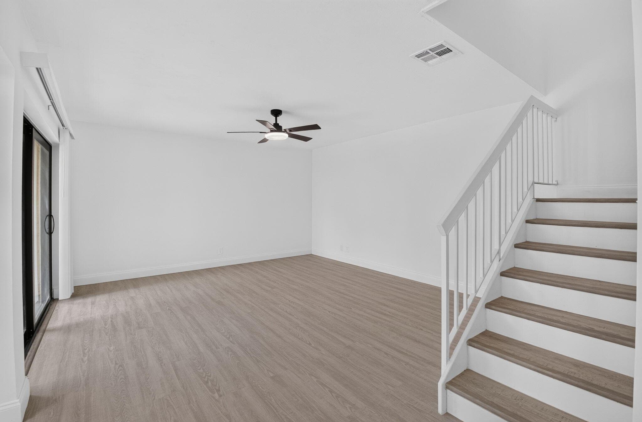 6352 SEVEN SPRINGS Boulevard B, Greenacres, FL 33463 5