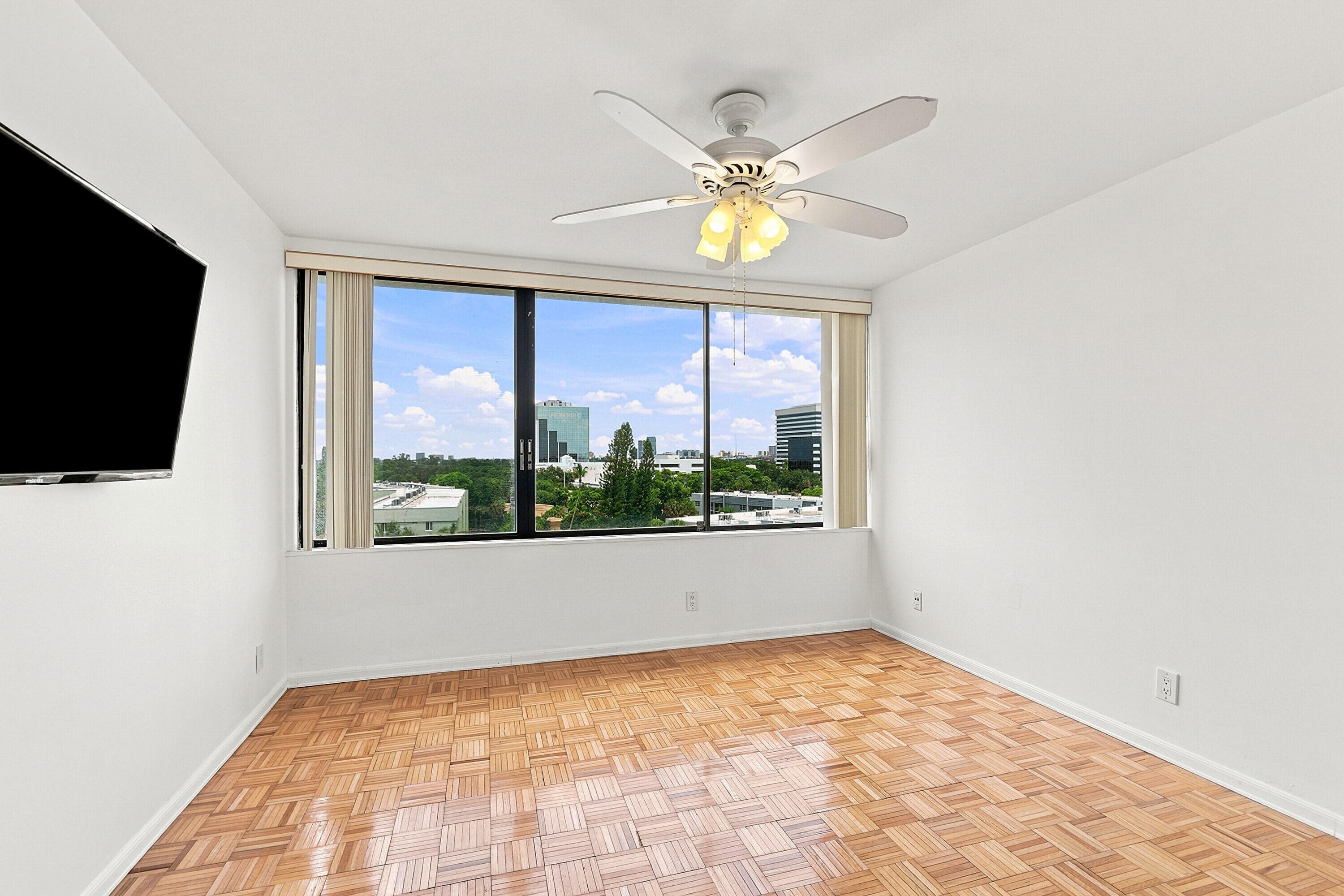 1500 Presidential Way 704, West Palm Beach, FL 33401 16