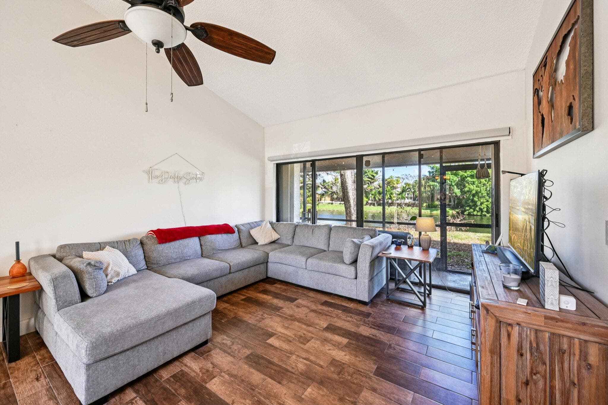 22 VIA DE CASAS SUR 103, Boynton Beach, FL 33426 2