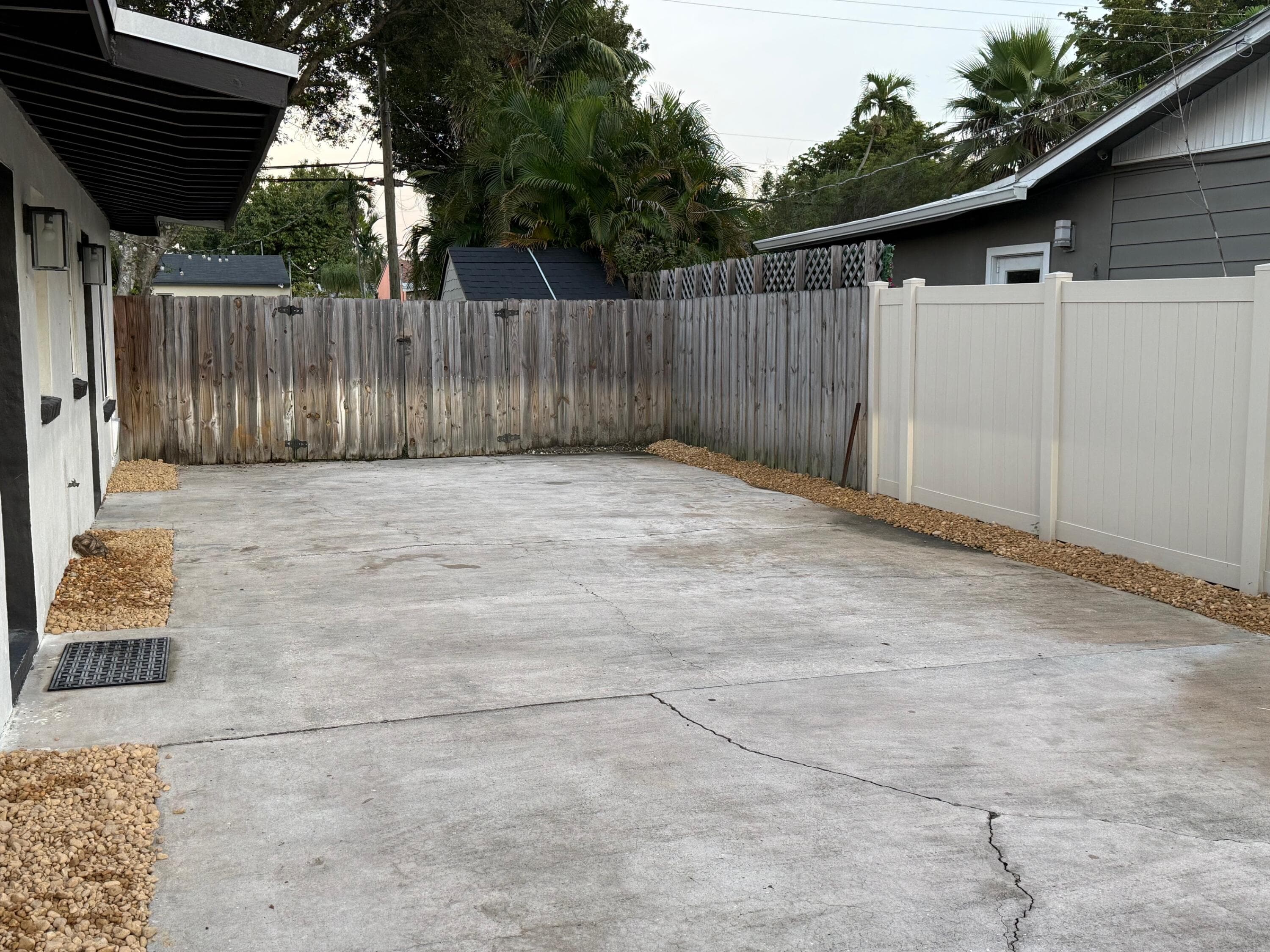 1436 NE 2ND Avenue 1, Fort Lauderdale, FL 33304 17