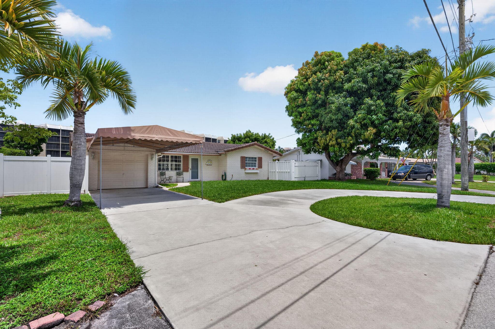 535 NE 8th Avenue, Deerfield Beach, FL 33441 2