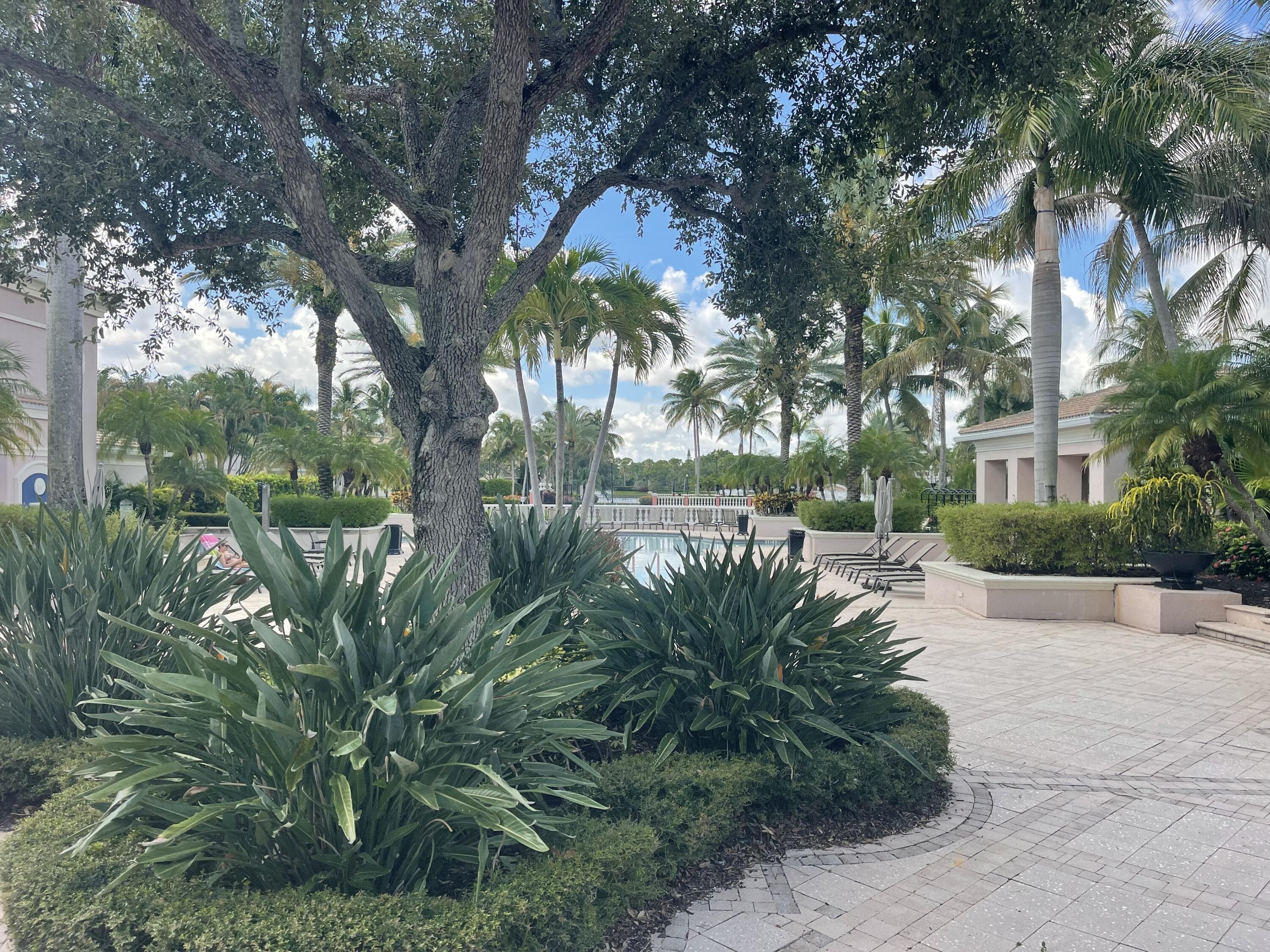 2729 Anzio Court 102, Palm Beach Gardens, FL 33410 24
