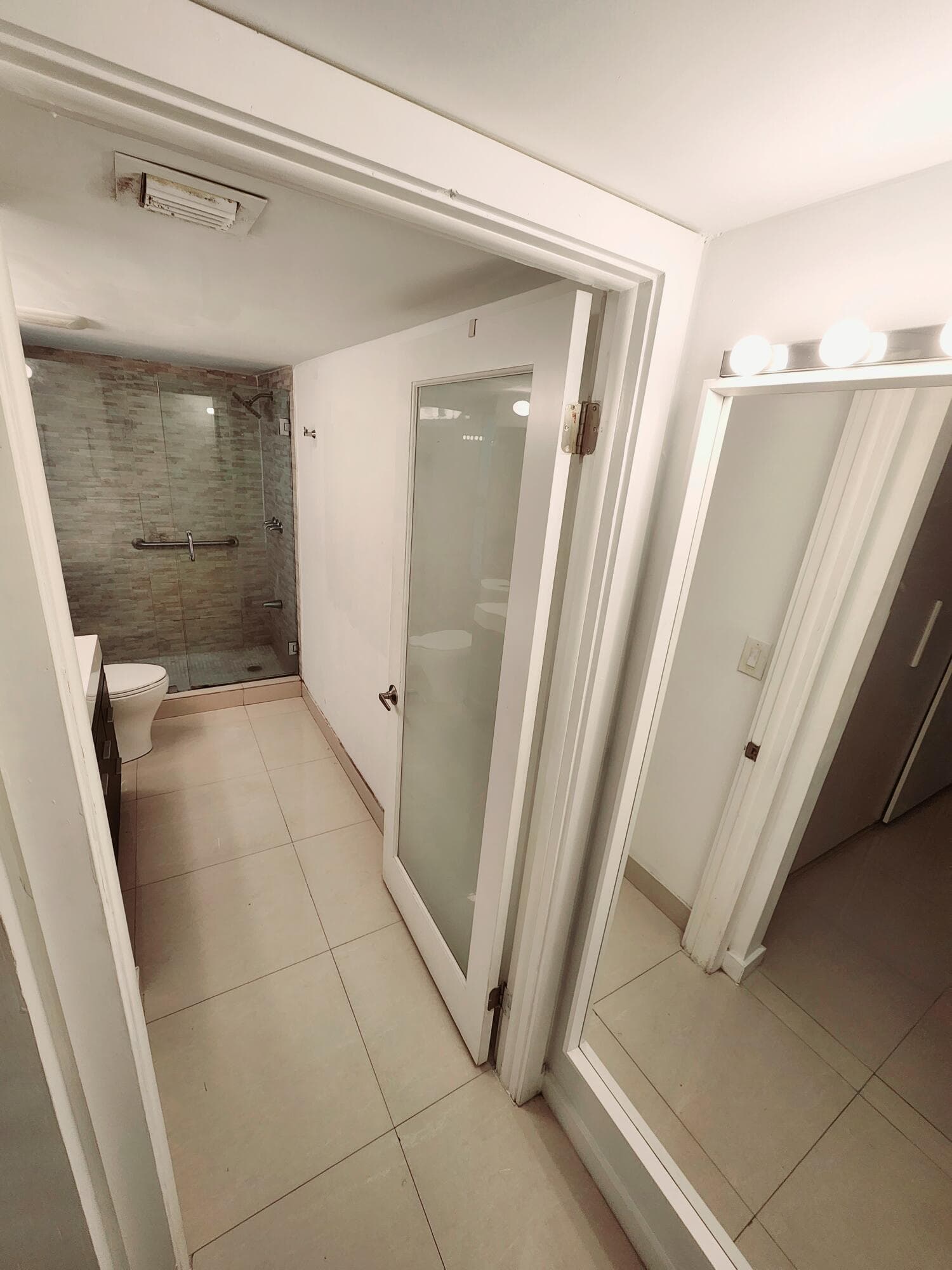 1000 Quayside Terrace 408, Miami, FL 33138 16