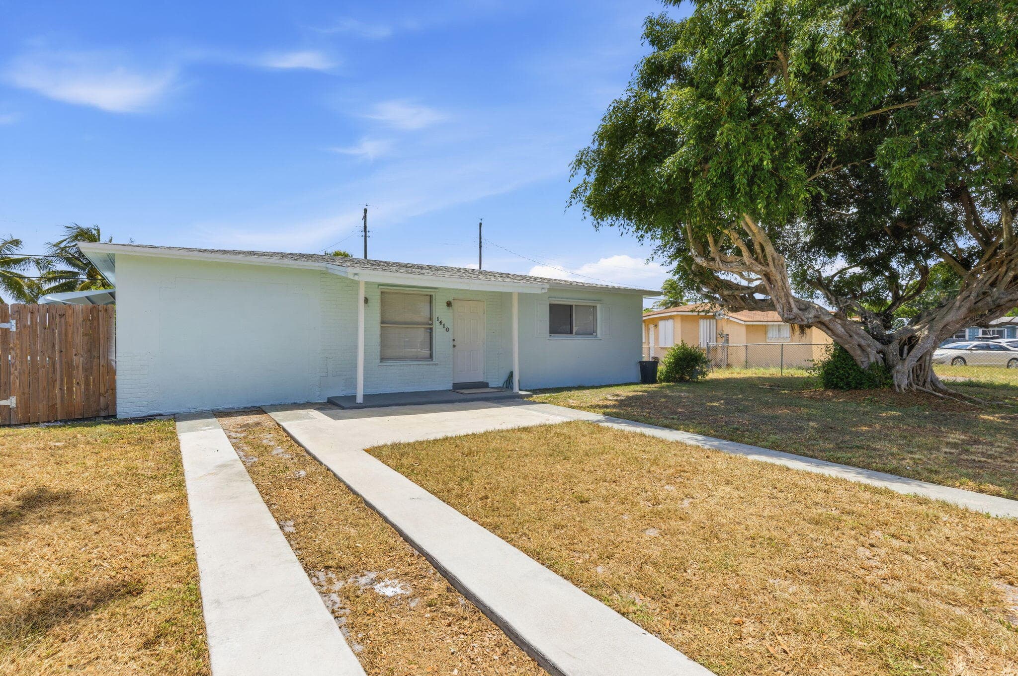 1410 NW 1st Court, Boynton Beach, FL 33435 2