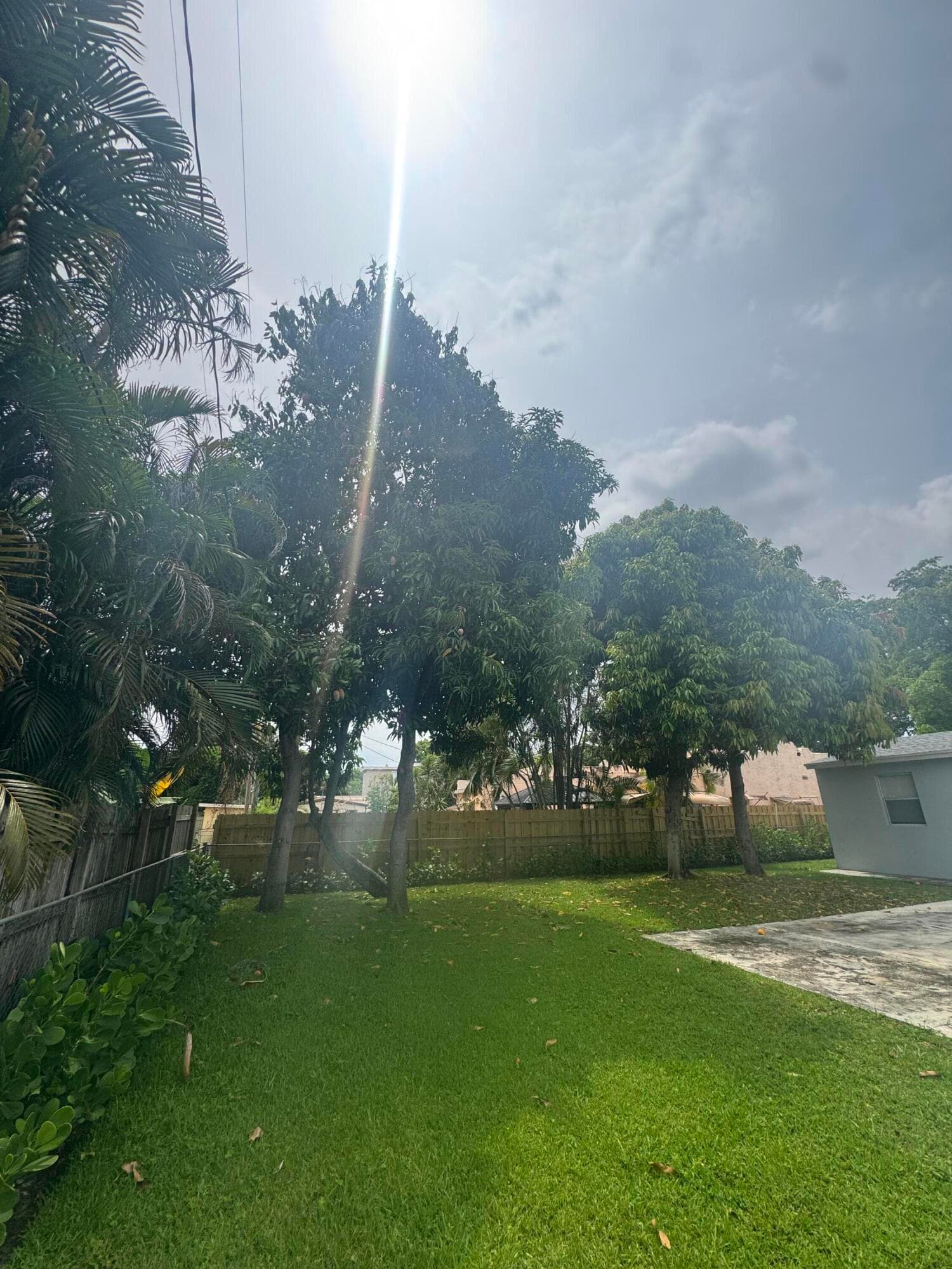 721 Nathan Hale Road, West Palm Beach, FL 33405 16